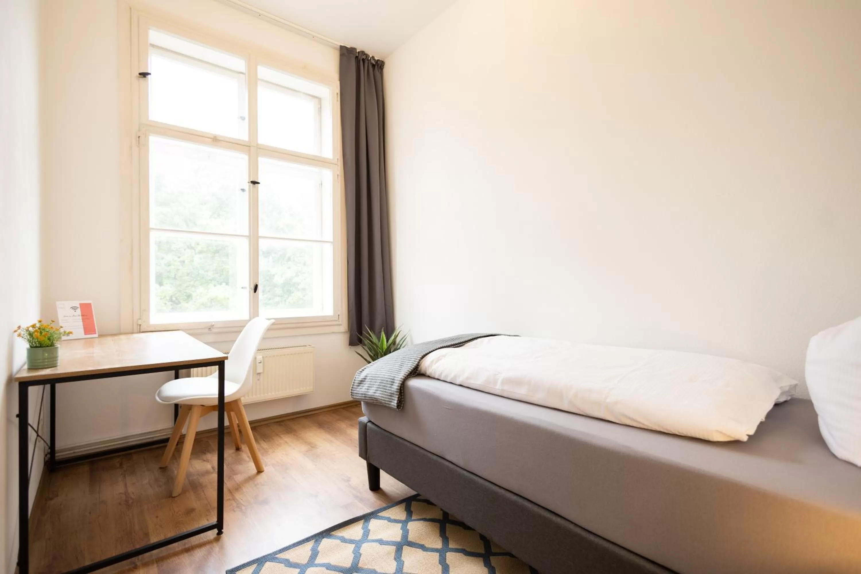 Bedroom, Bed in Apartments an der Oper - Innenstadt - Zentral - Küche - Wifi - Powered by Ko-Living