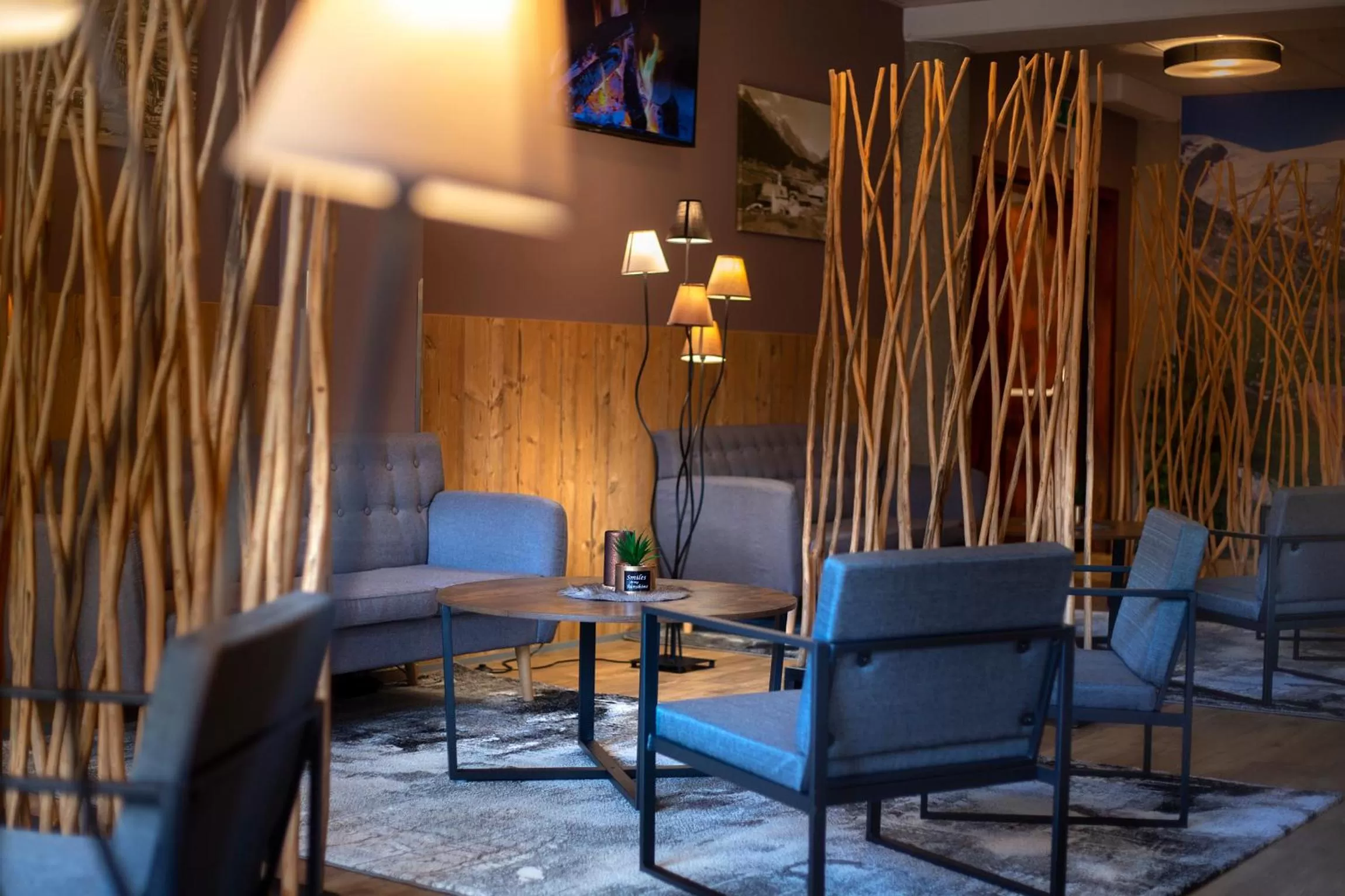 Lobby or reception in AlpenParks Hotel MONTANA