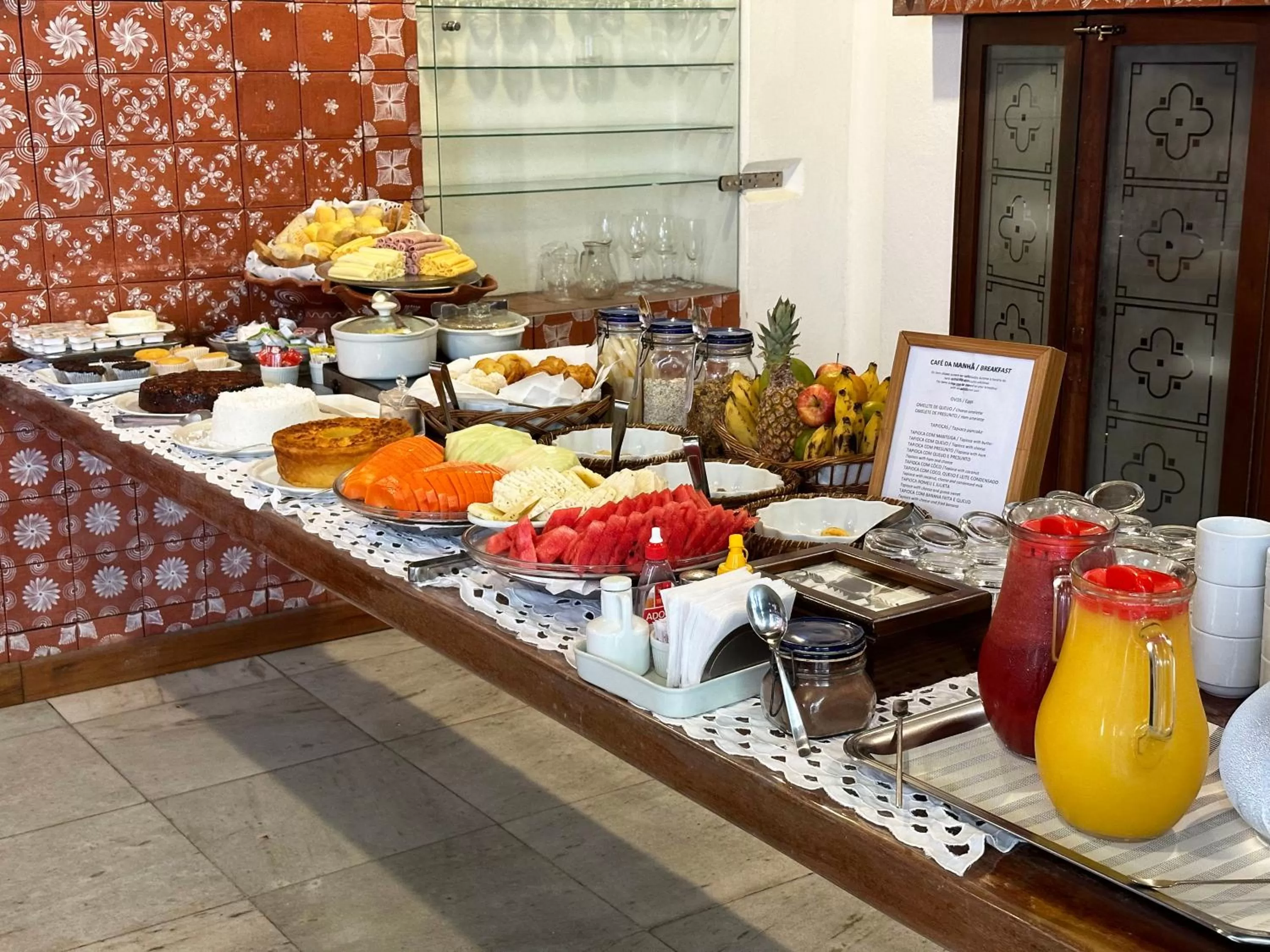 Food and drinks in Hotel Catharina Paraguaçu