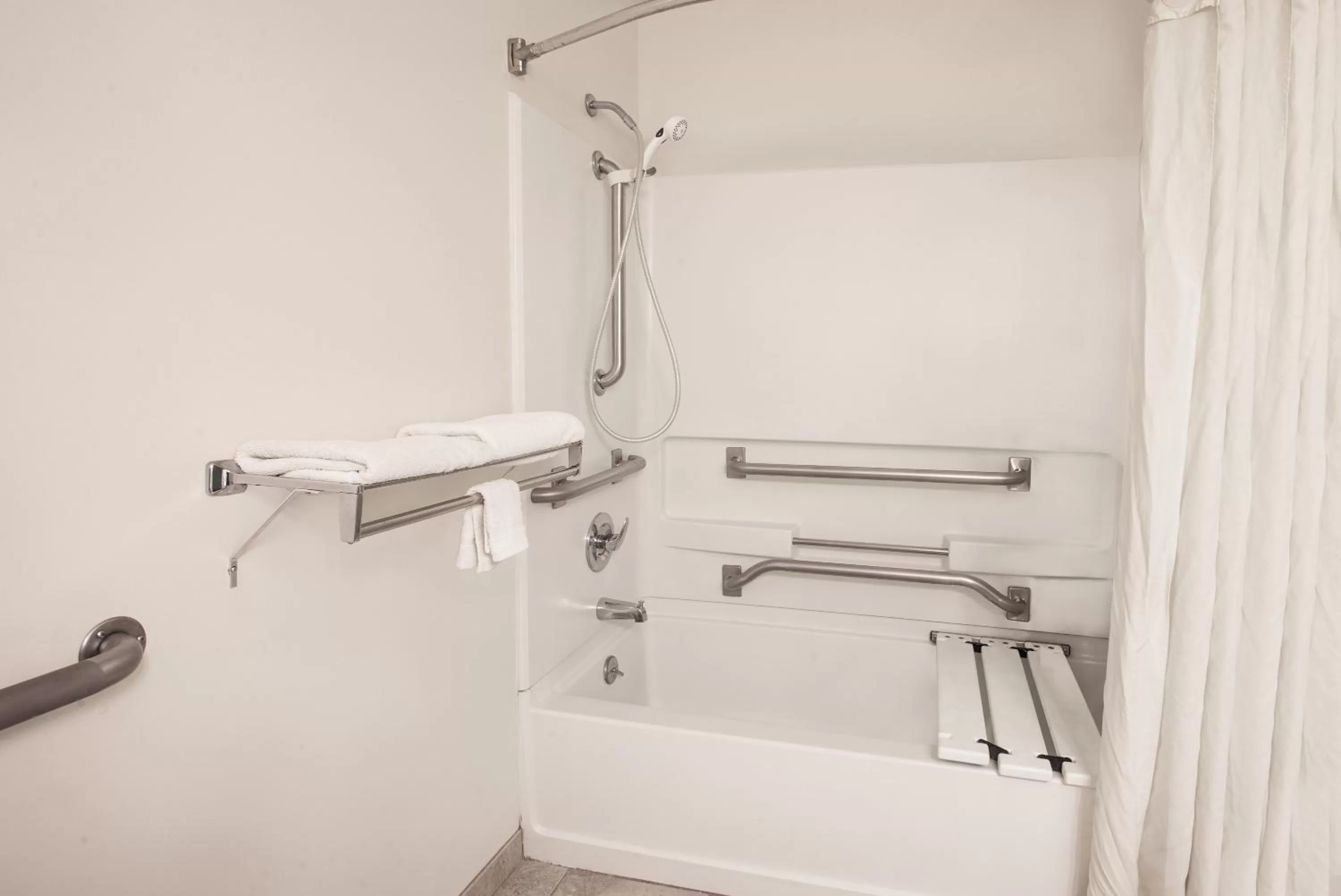 Bathroom in Super 8 by Wyndham Grove City