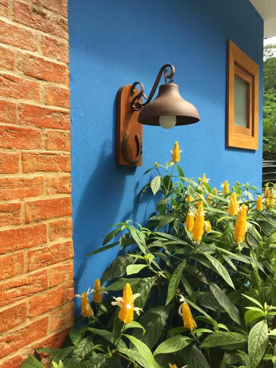 Decorative detail in Pousada Vila do Loro