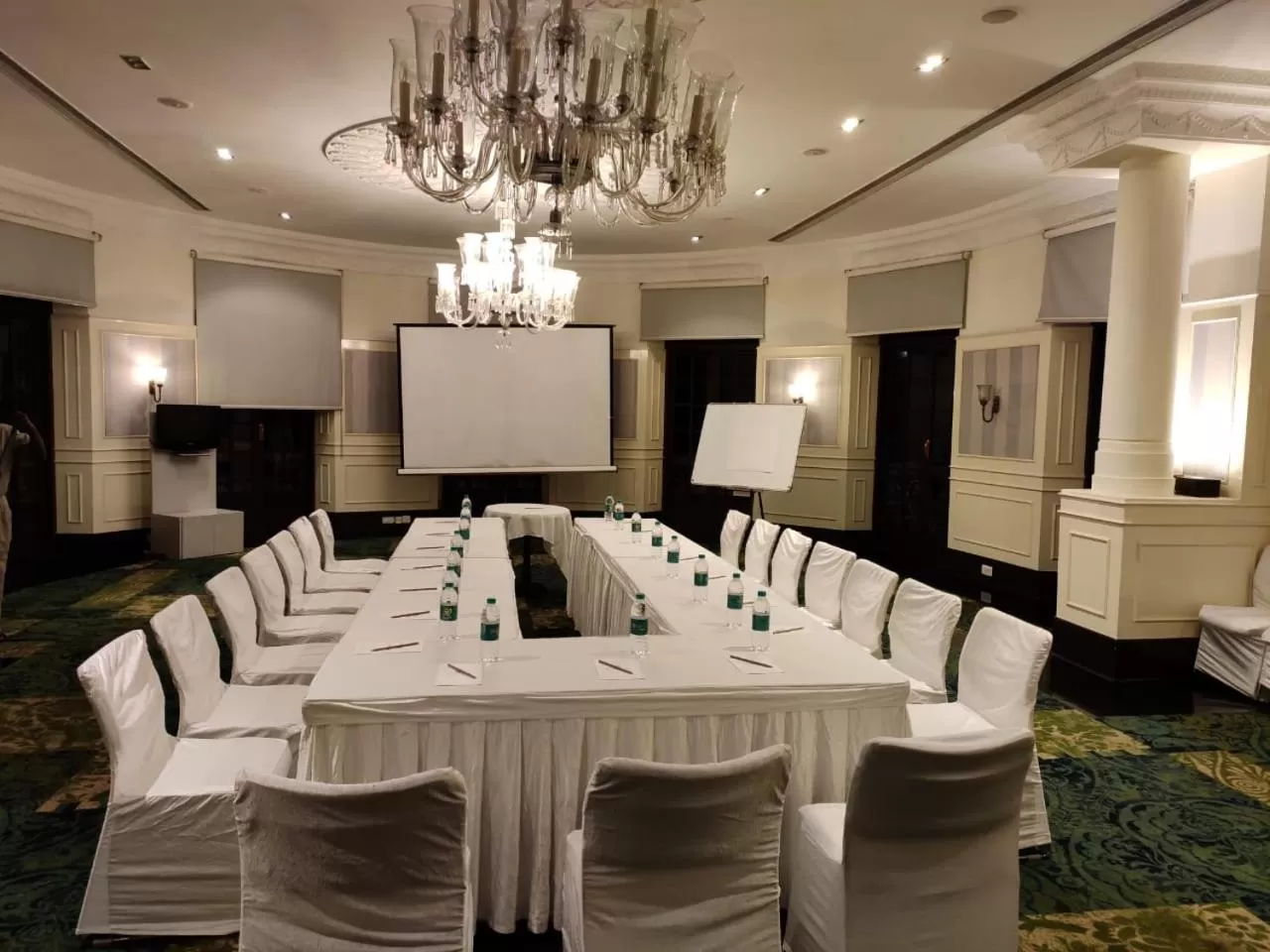 Banquet/Function facilities in Royal Orchid Brindavan Garden Mysore