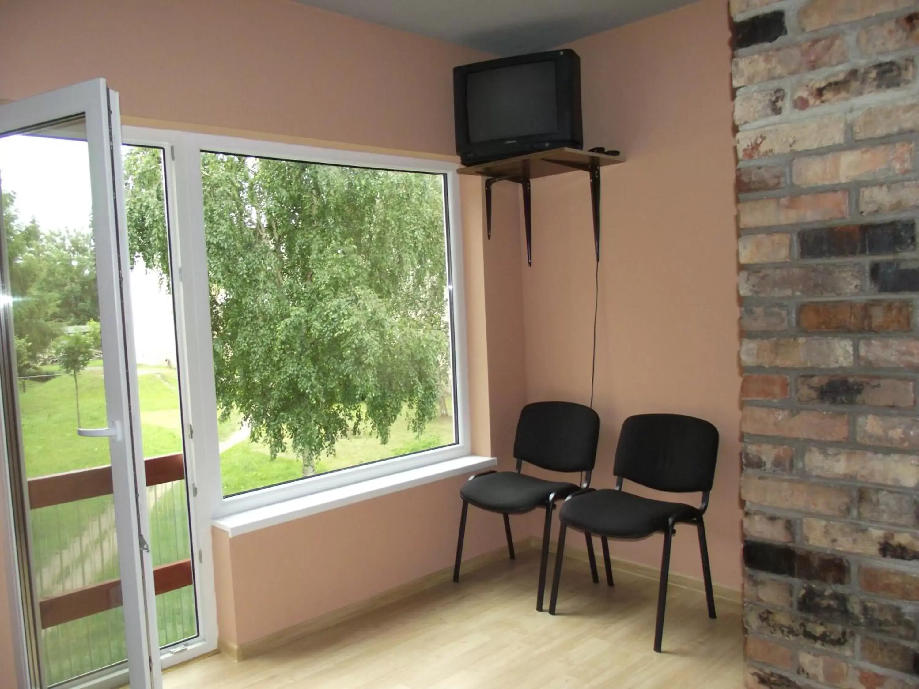 Triple Room with Shared Bathroom in Nakvynė Rokiškyje Triple Room with Shared Bathroom in Nakvynė Rokiškyje