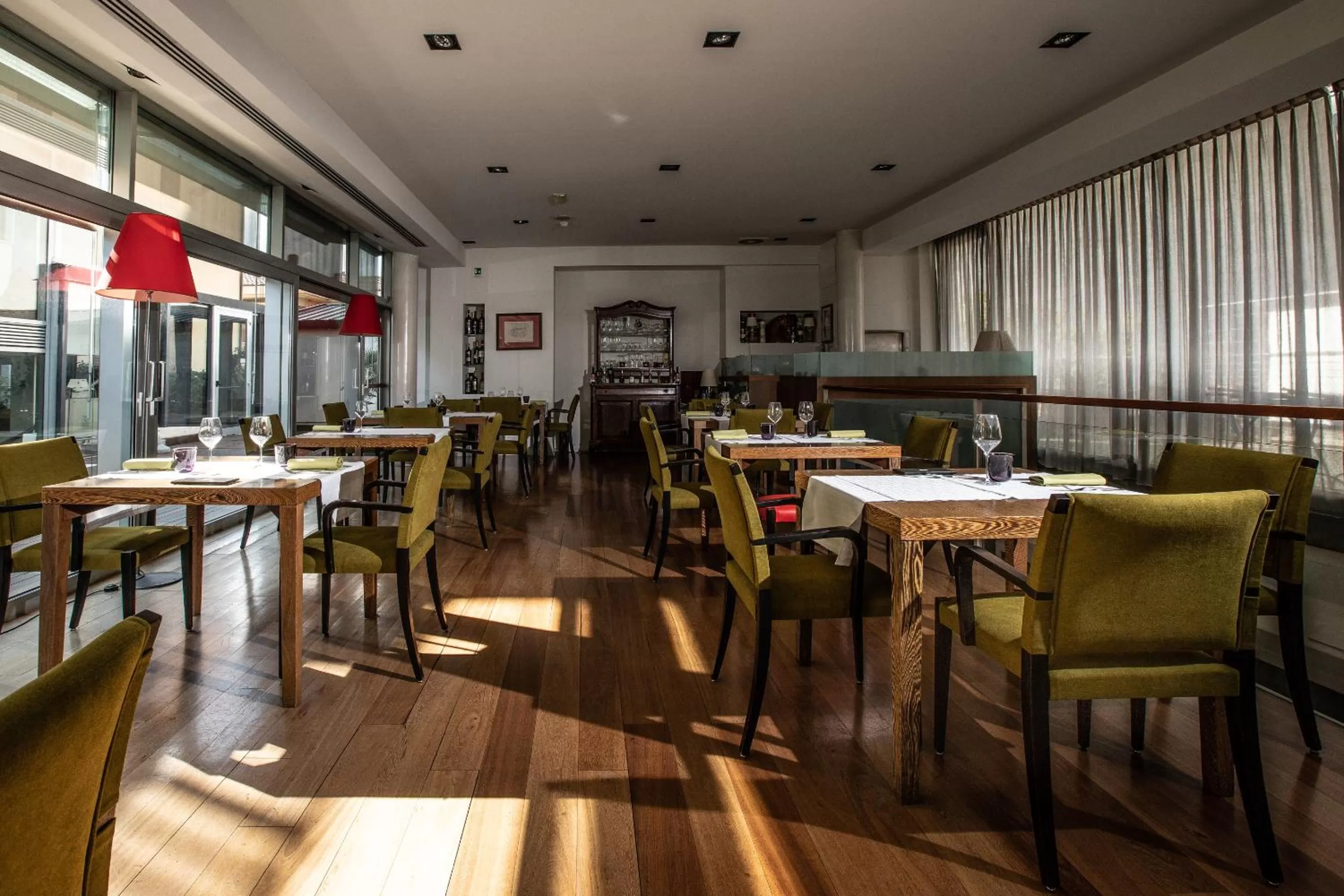 Restaurant/places to eat in Dal Moro Gallery Hotel