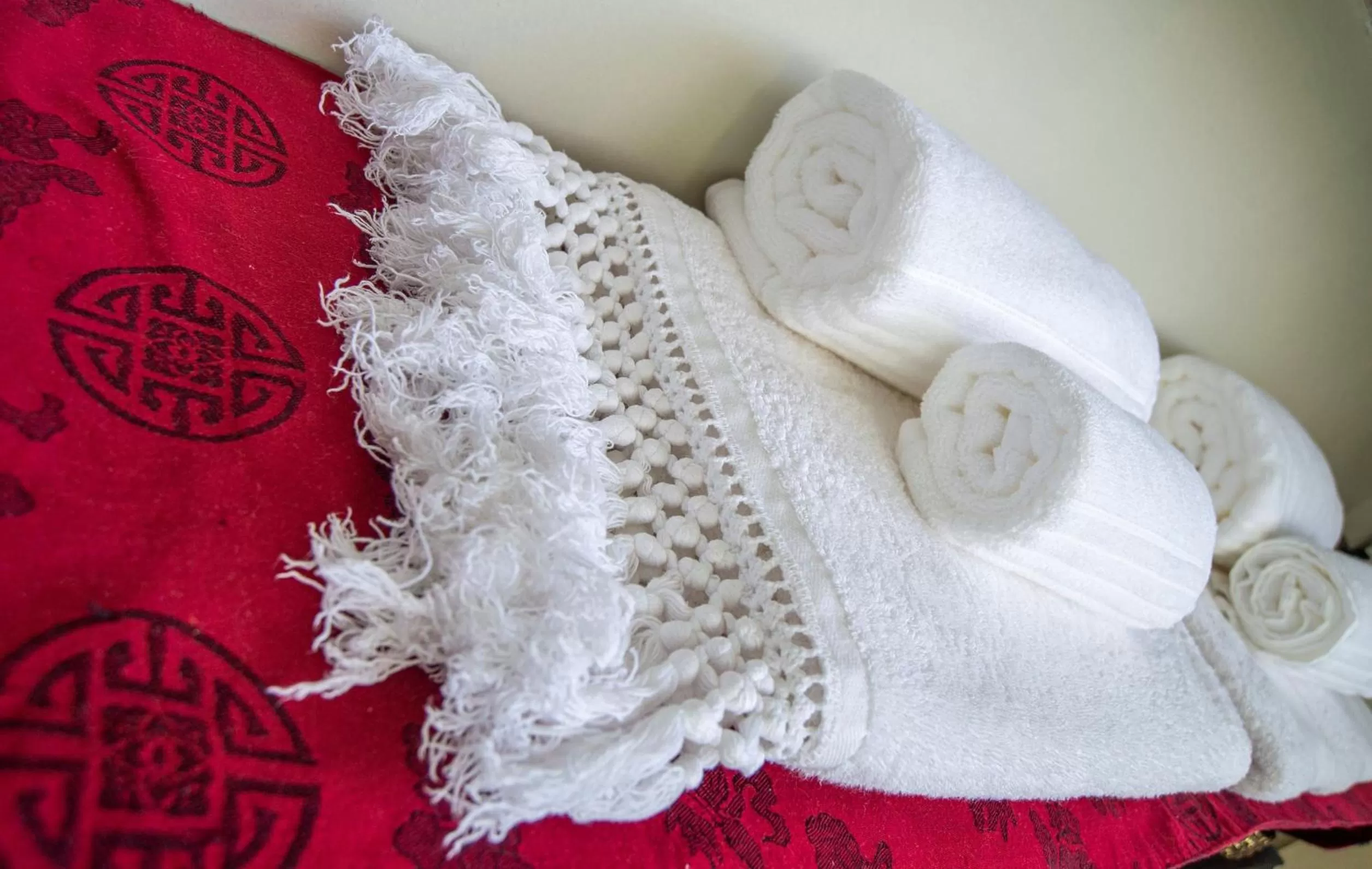 towels, Bed in MY PLACE Suite Apartment - Milano Navigli