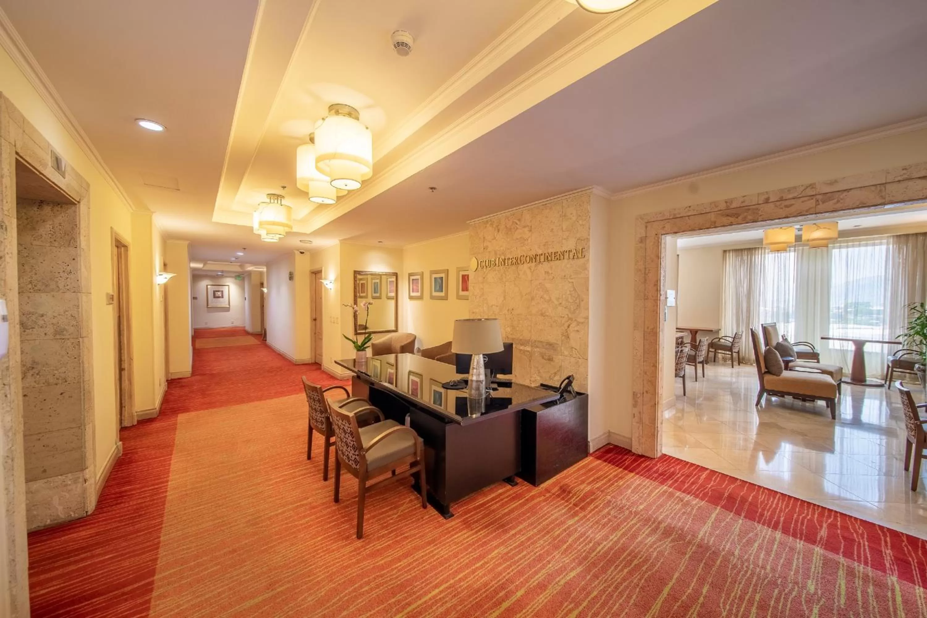 Living room in InterContinental Real San Pedro Sula by IHG