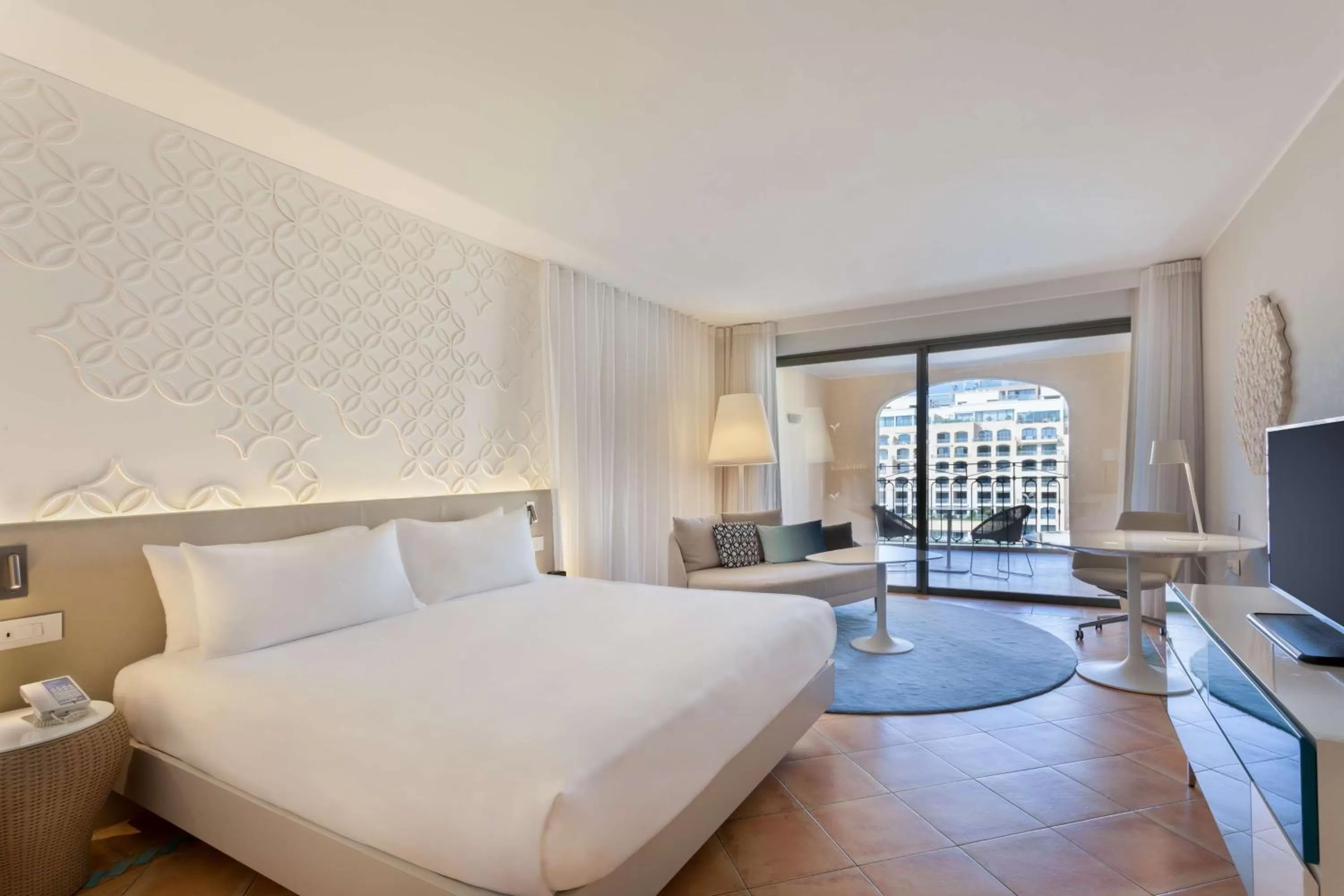 Executive King Room with Marina View in Hilton Malta