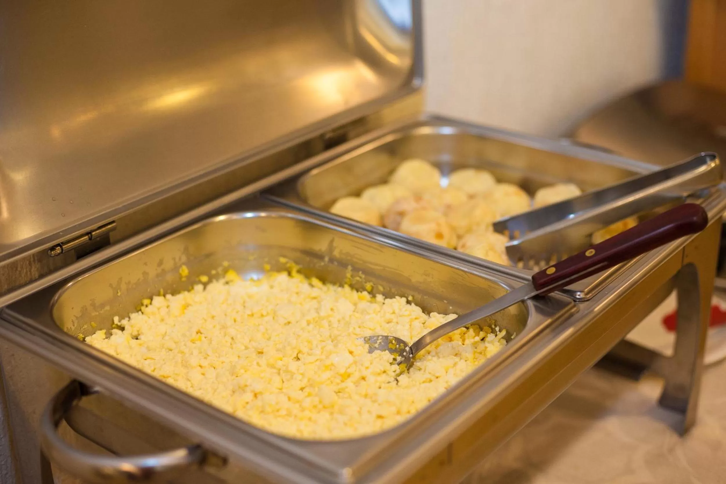 Area and facilities, Food in Tri Hotel Smart Caxias