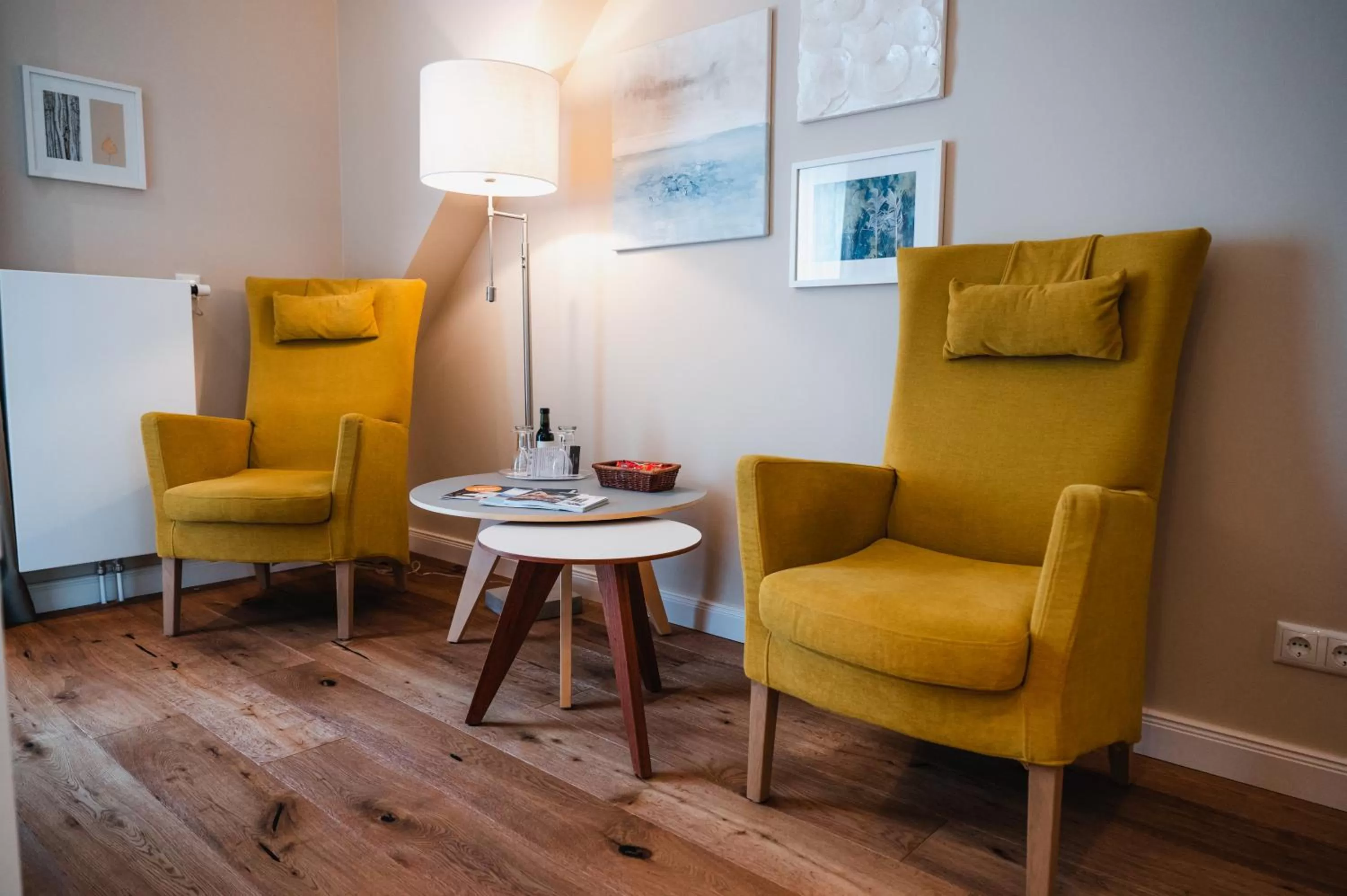 Seating area in Hotel Birke, Ringhotel Kiel