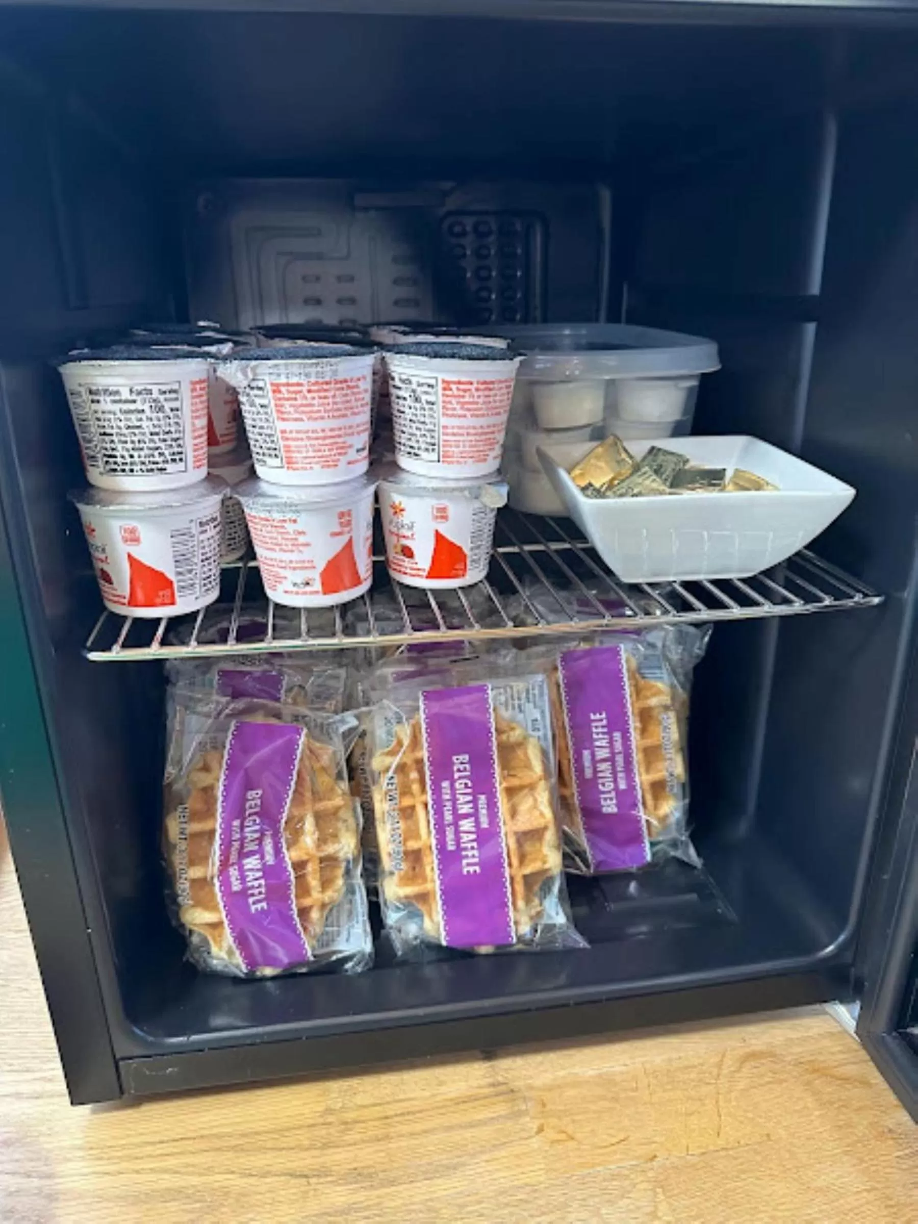 Breakfast in Blue Door Inn