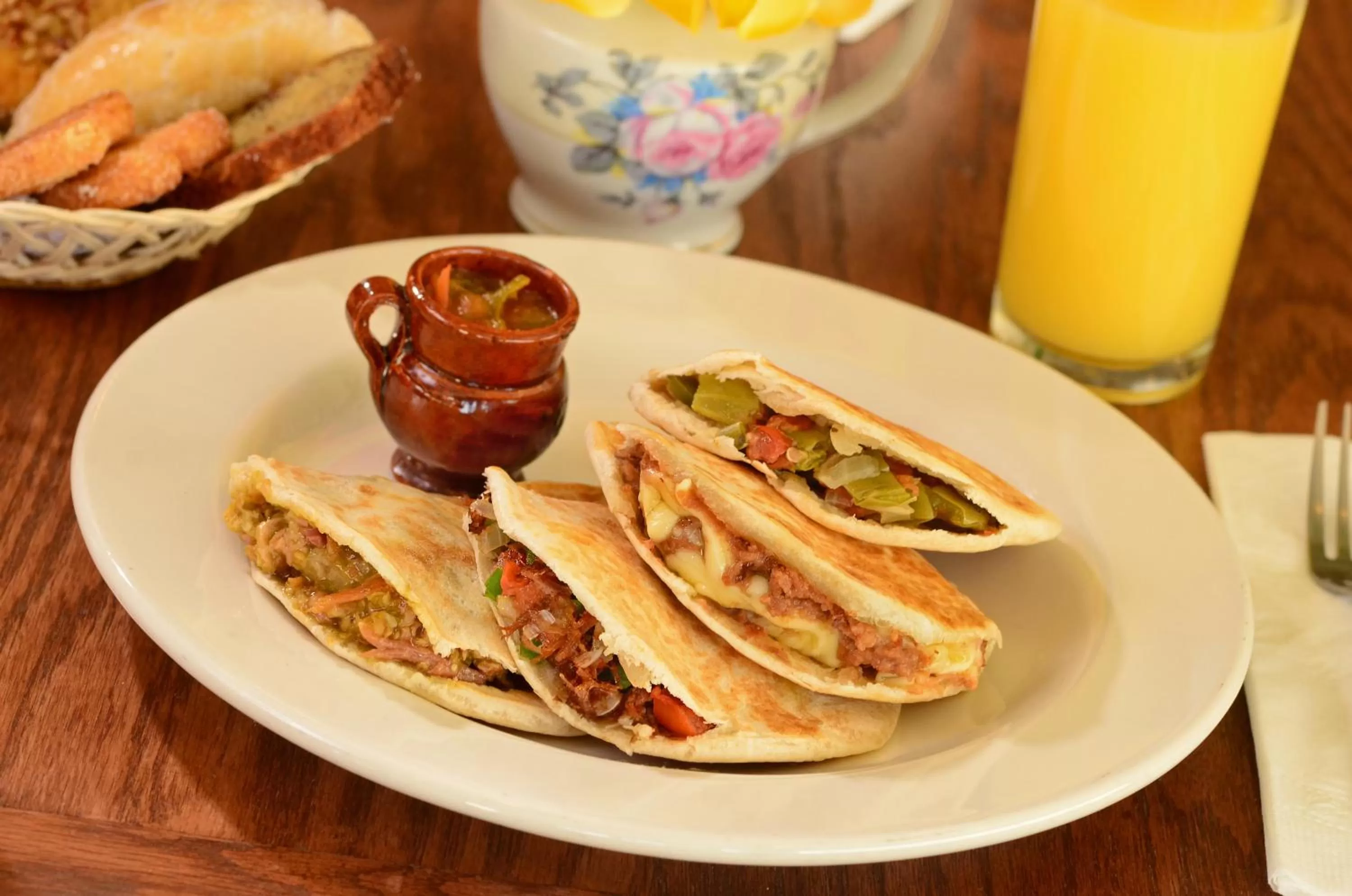 Breakfast in Fresno Galerias