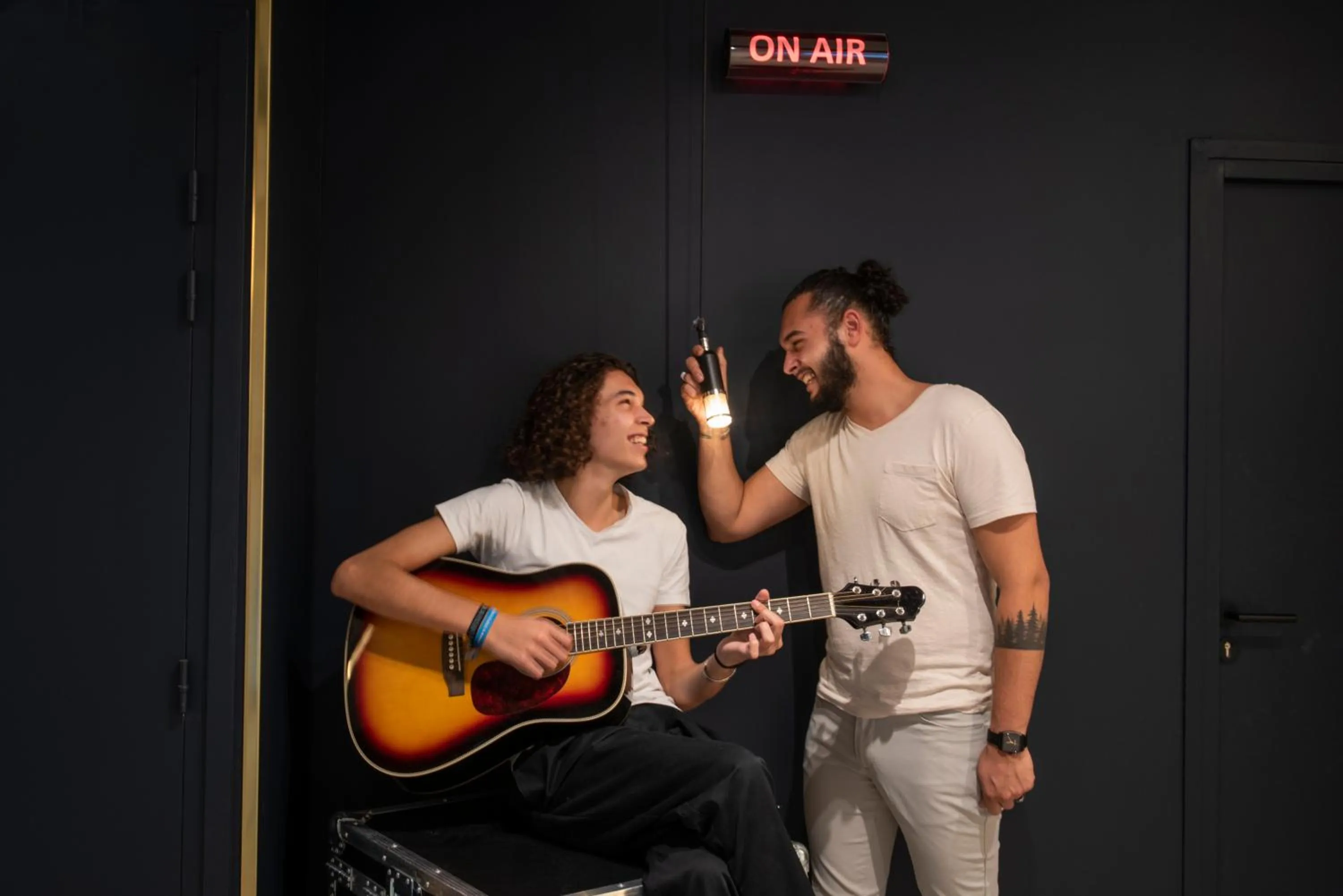 People in ibis Styles Paris Opera Lafayette