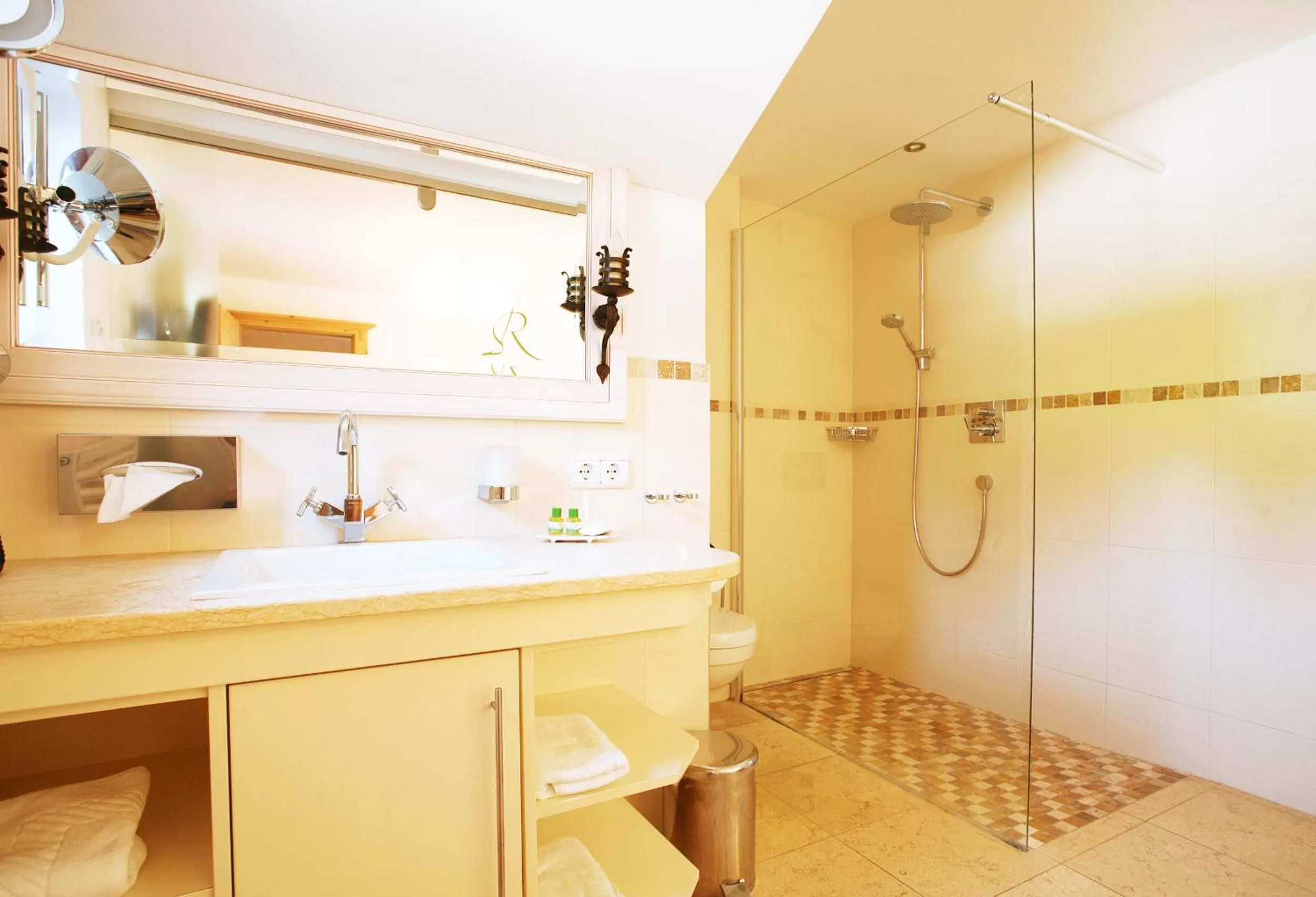 Bathroom in Rosis Sonnbergstuben