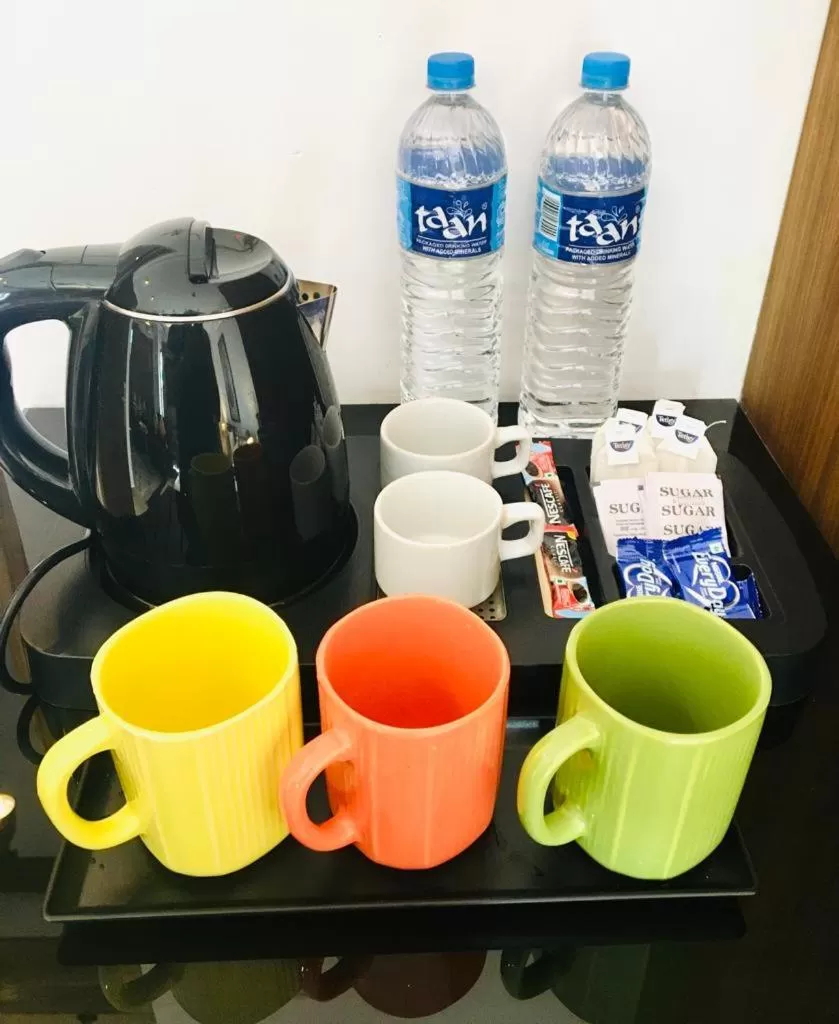 Coffee/tea facilities in HALF Hotel, Calangute