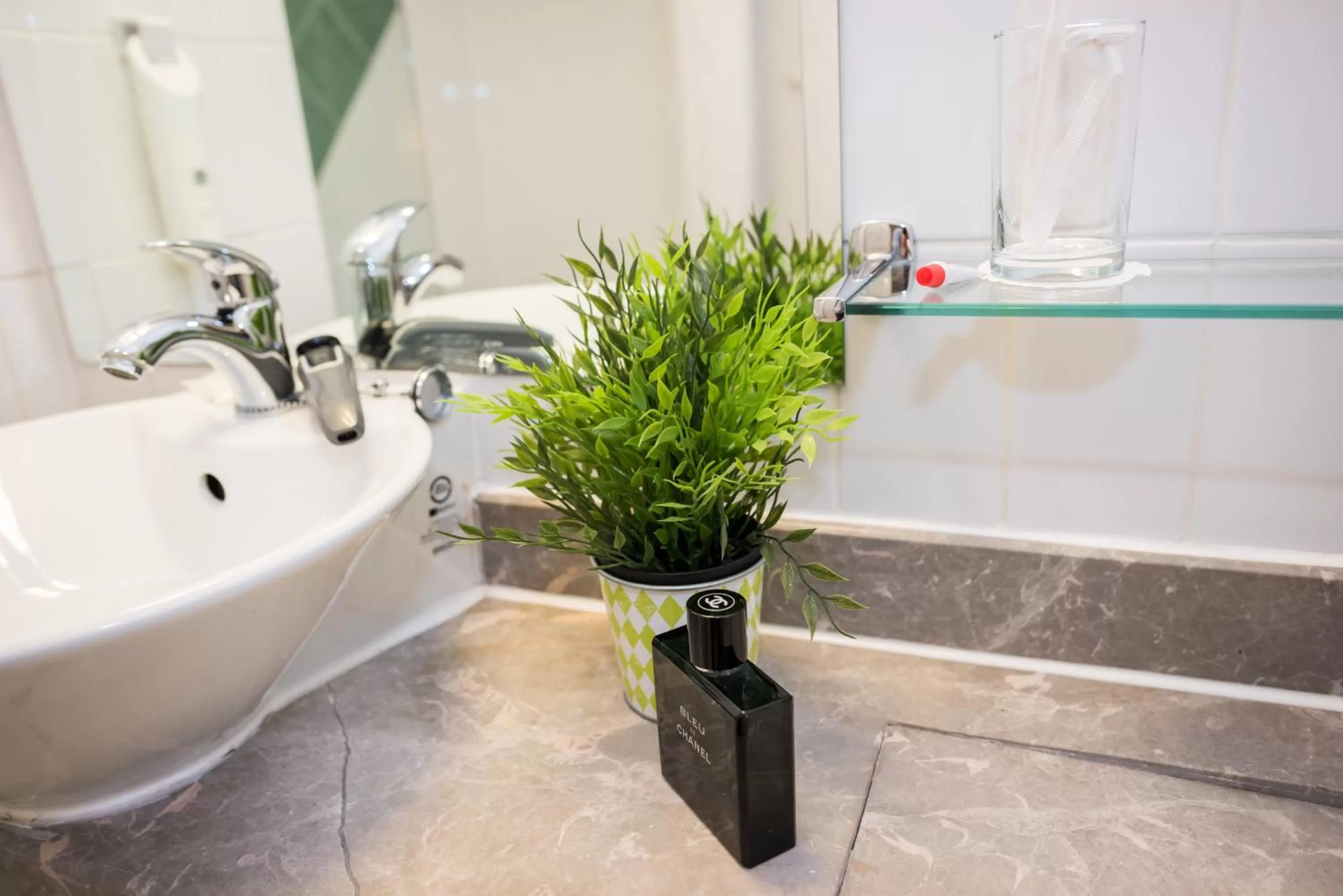 Bathroom in Holiday Inn Manchester West by IHG