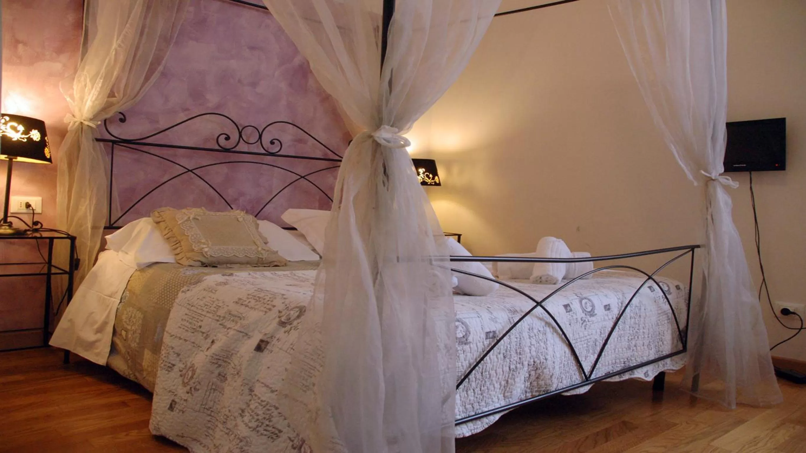 Bed in Ridolfi Guest House