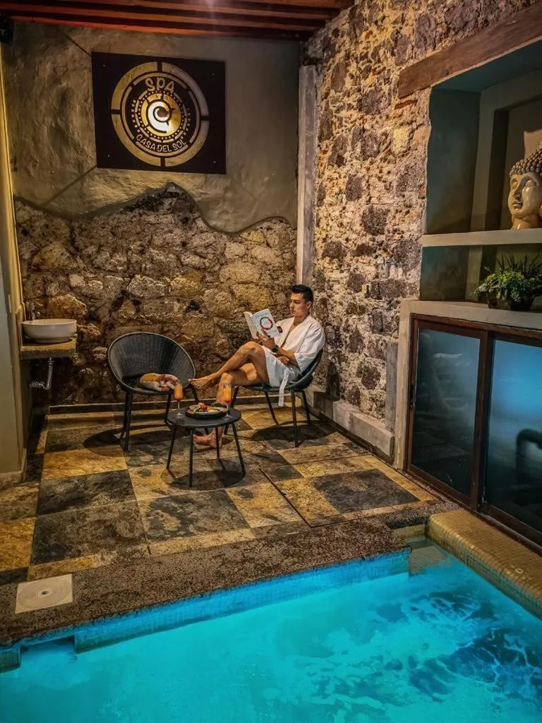 Swimming pool in Hotel Spa Casa del Sol