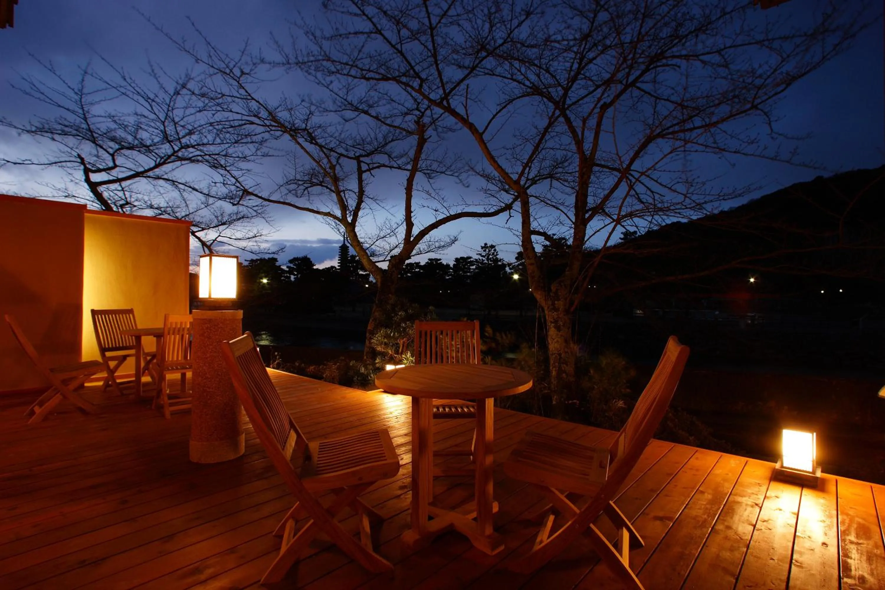 Natural landscape in Hanayashiki Ukifune-en