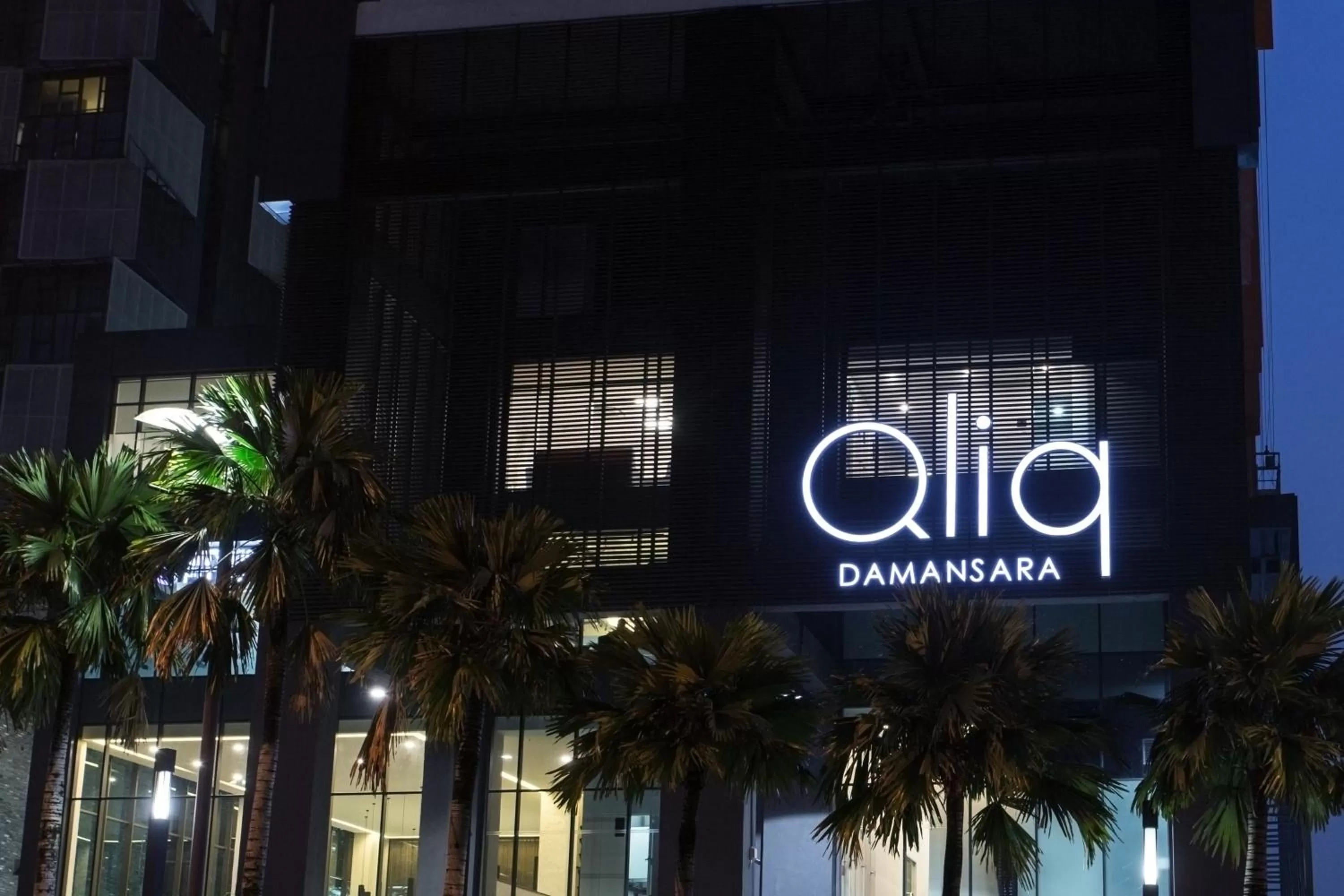 Facade/entrance in Qliq Damansara Hotel