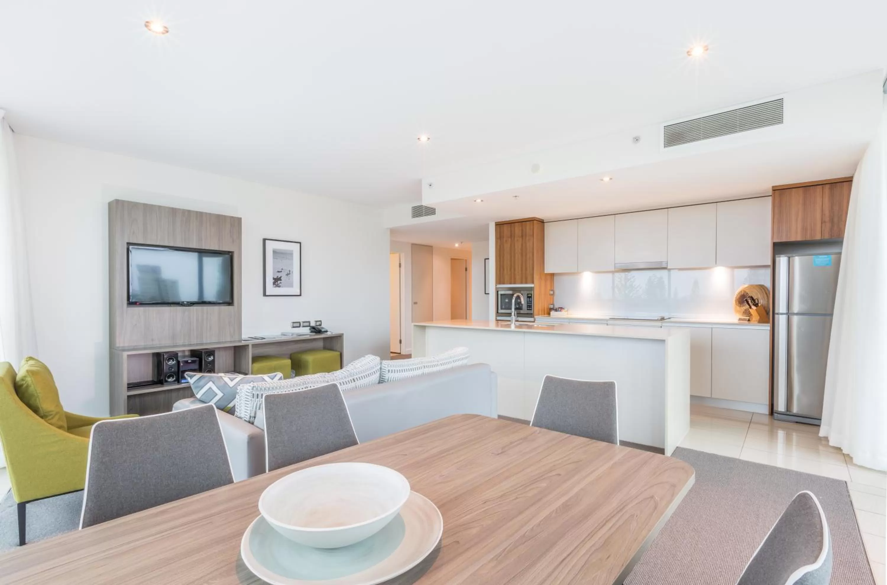 Dining area in Wyndham Resort Surfers Paradise