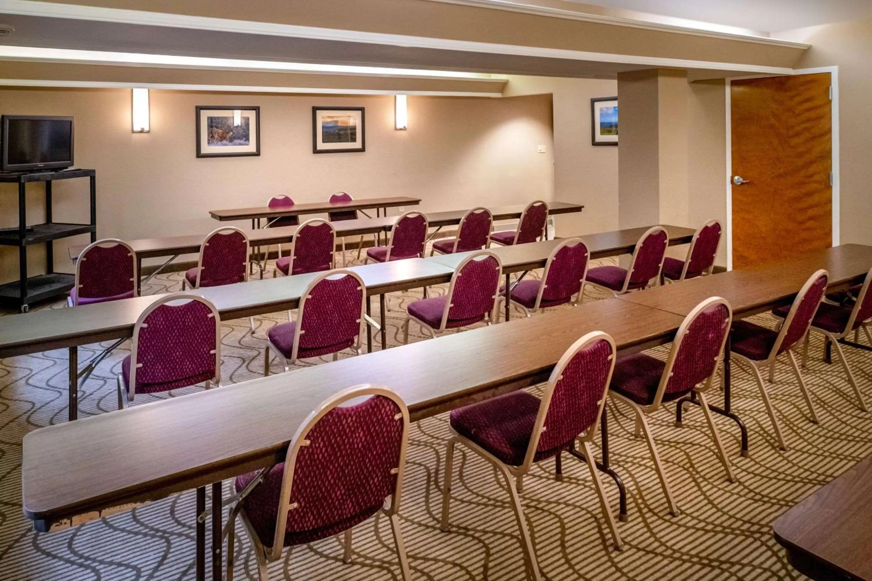 On site in Comfort Inn & Suites Grundy