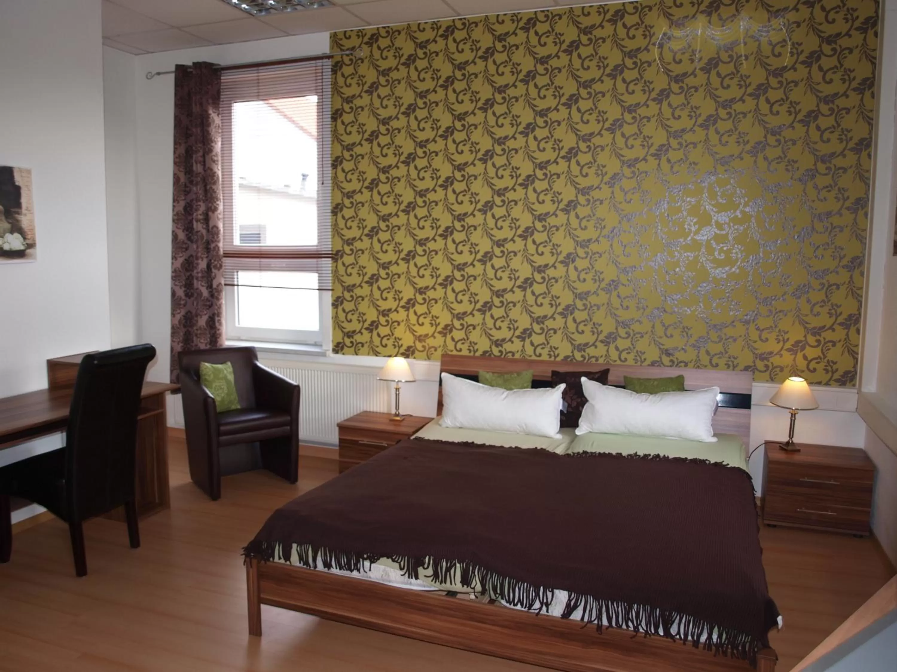 Photo of the whole room, Bed in Hotel am Schützenberg