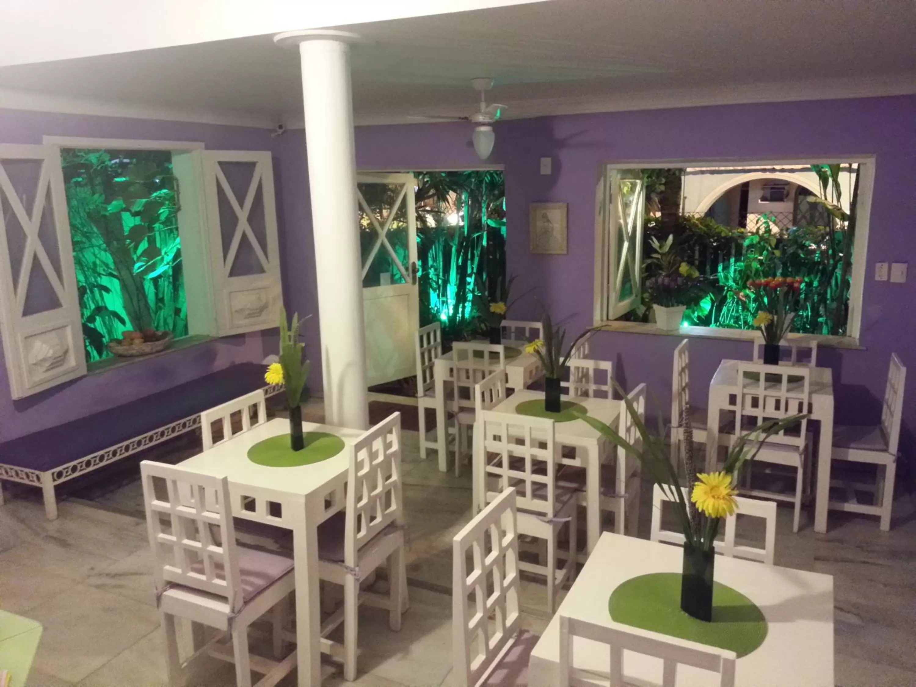 Restaurant/places to eat in Hotel Pousada Papaya Verde