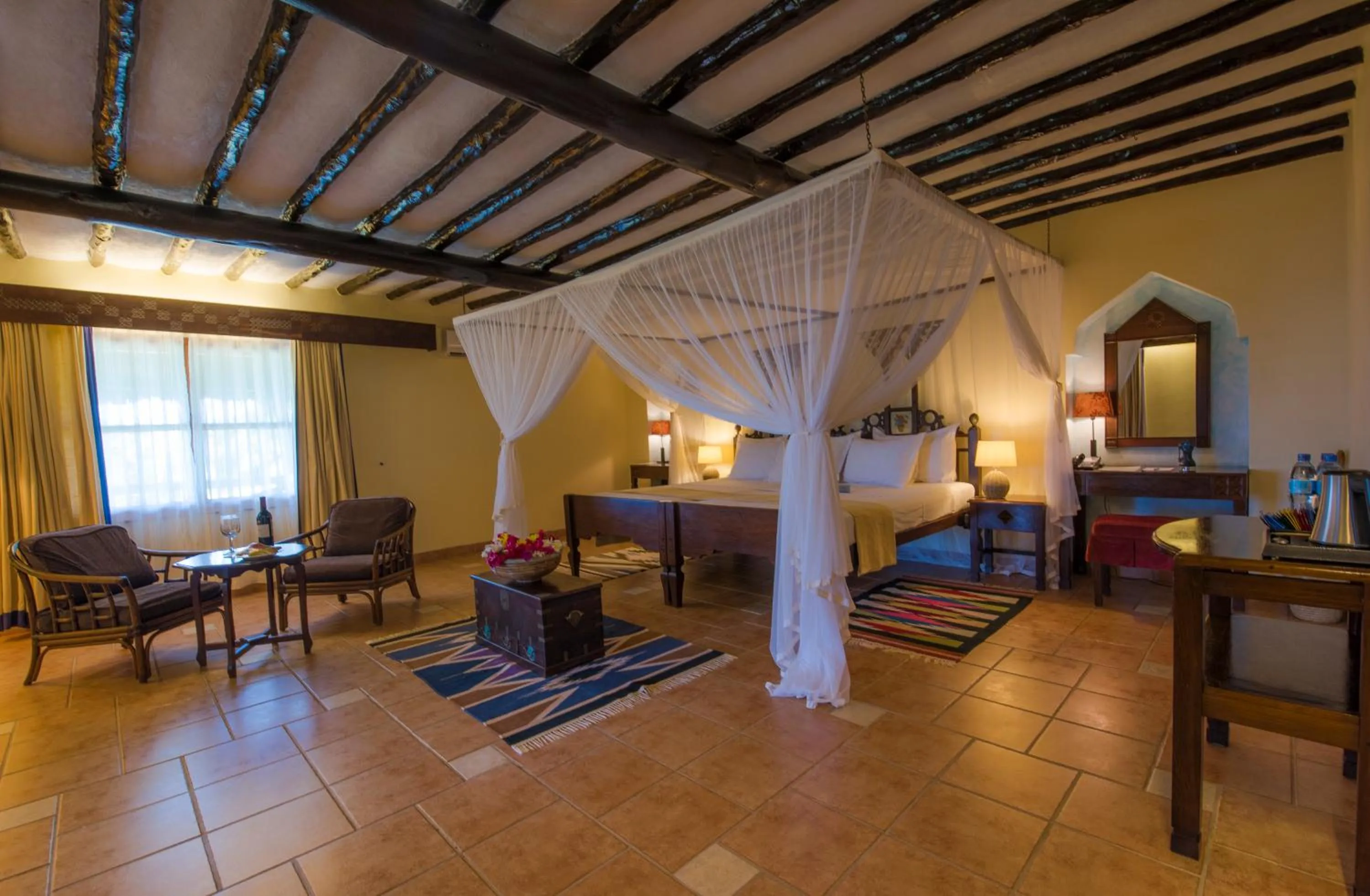 Nightclub / DJ, Bed in Amani Beach Resort