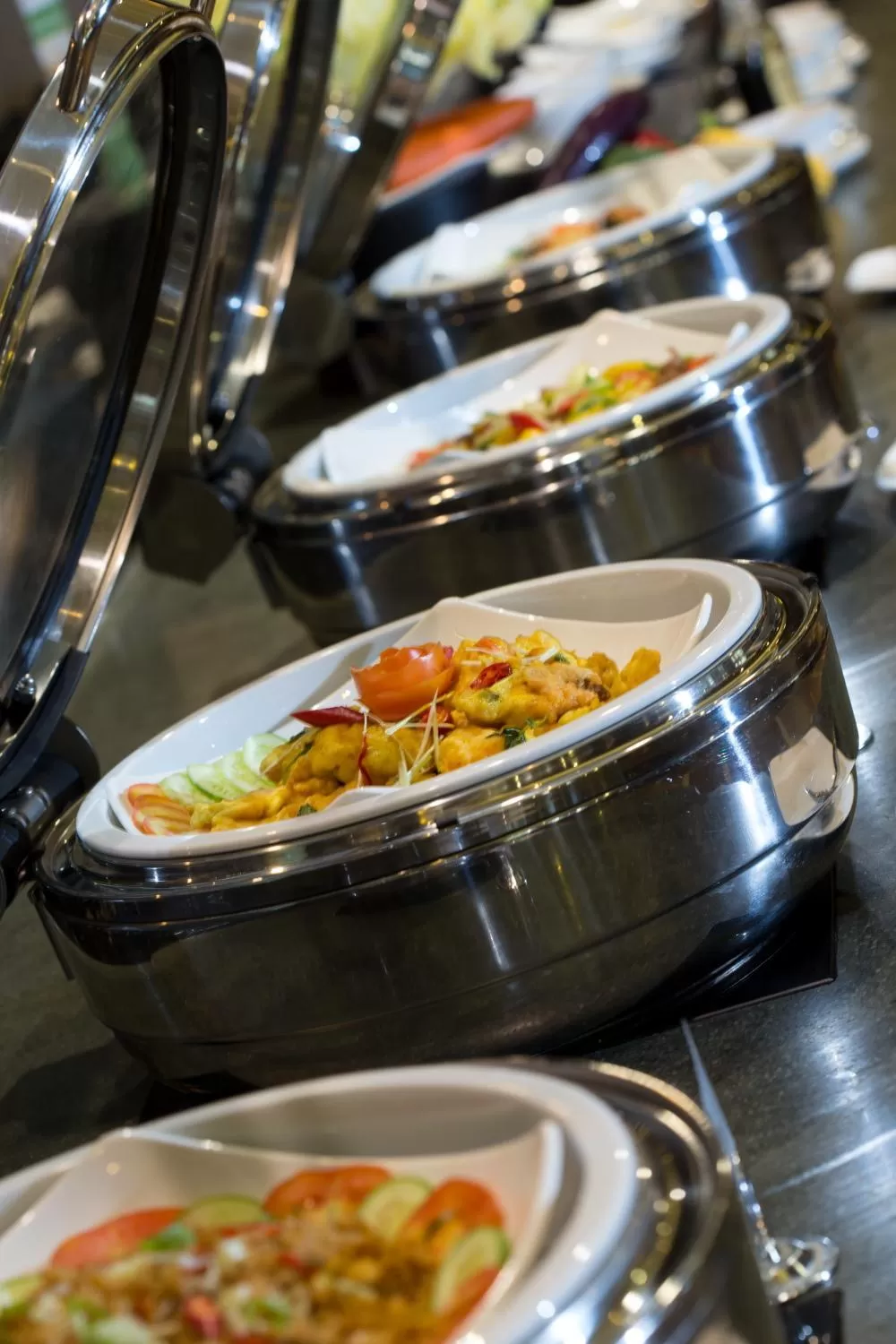 Restaurant/places to eat in Holiday Inn Cikarang Jababeka by IHG