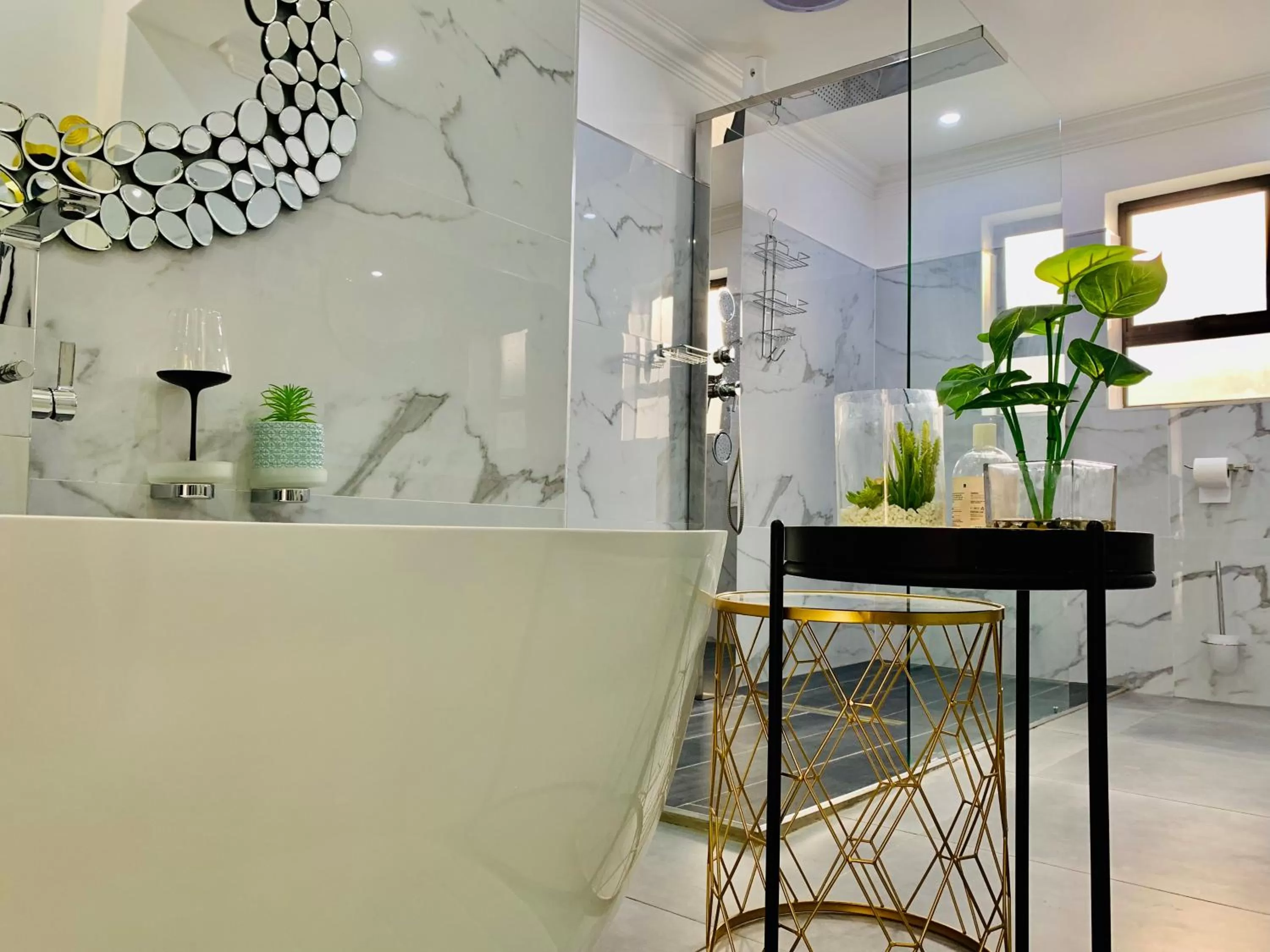 24 On Basil Inventive suites