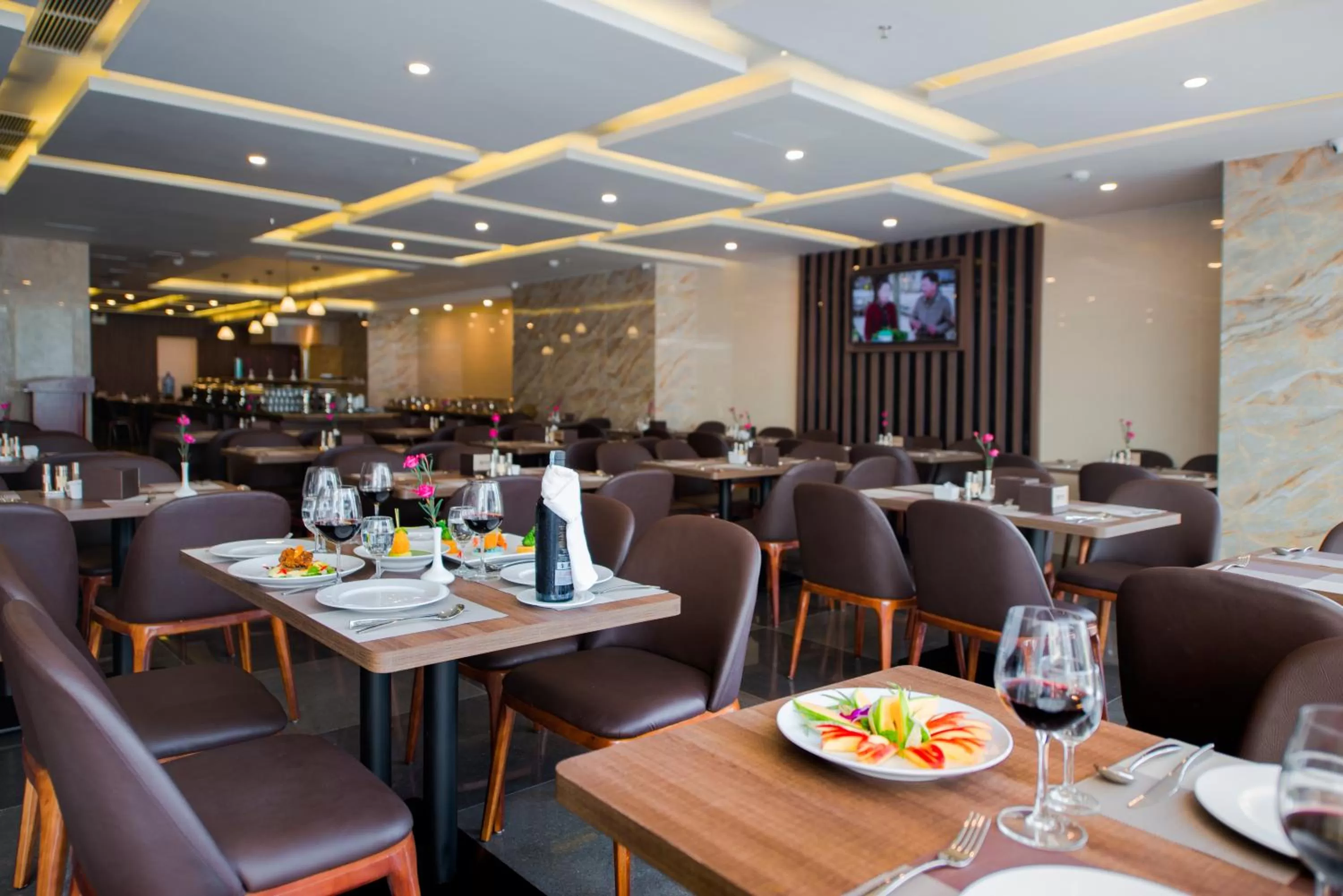 Restaurant/places to eat in Atlantic Nha Trang Hotel