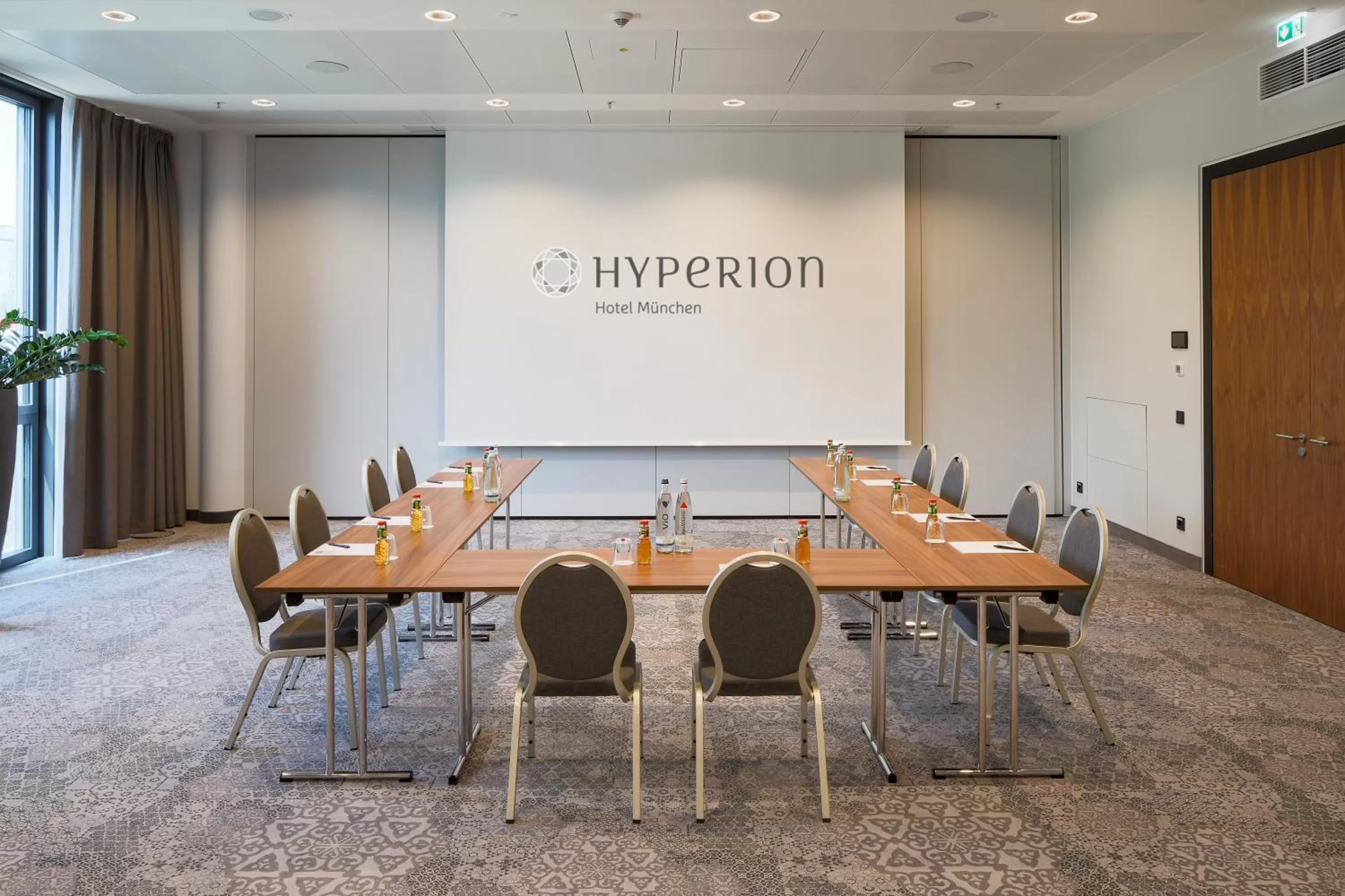 Meeting/conference room in HYPERION Hotel München