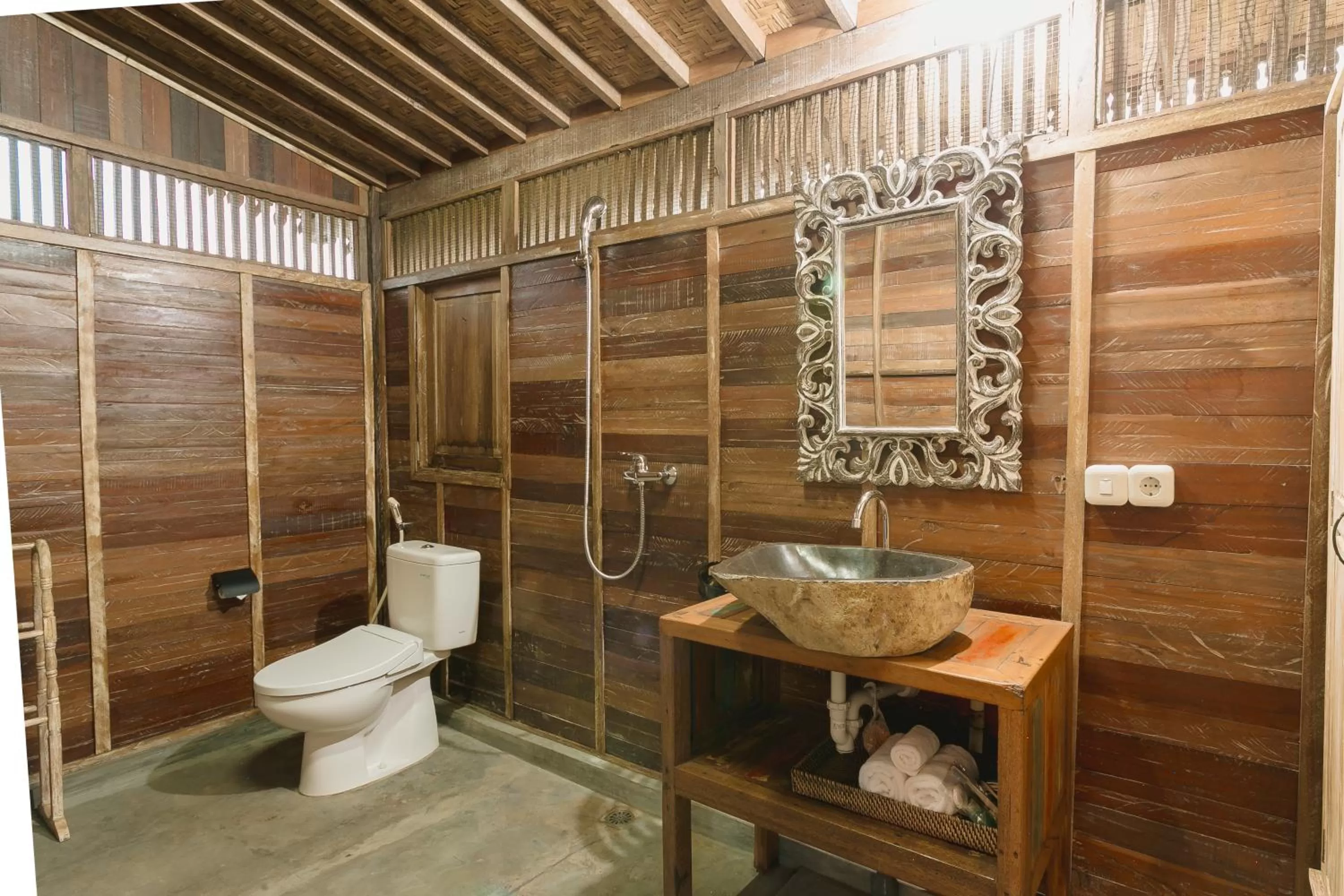 Toilet in Nauna Villa Ubud