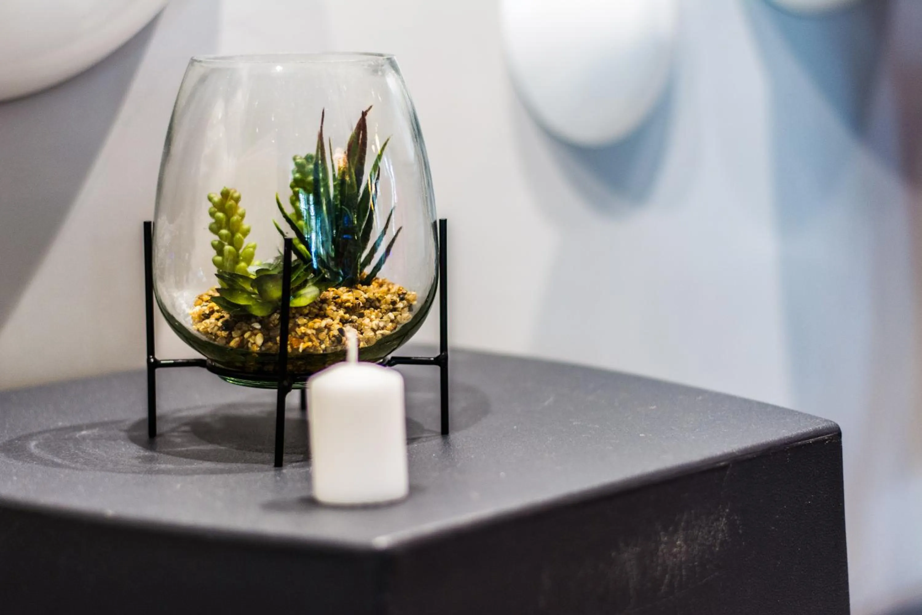 Lobby or reception in ibis Styles Lyon Sud Vienne