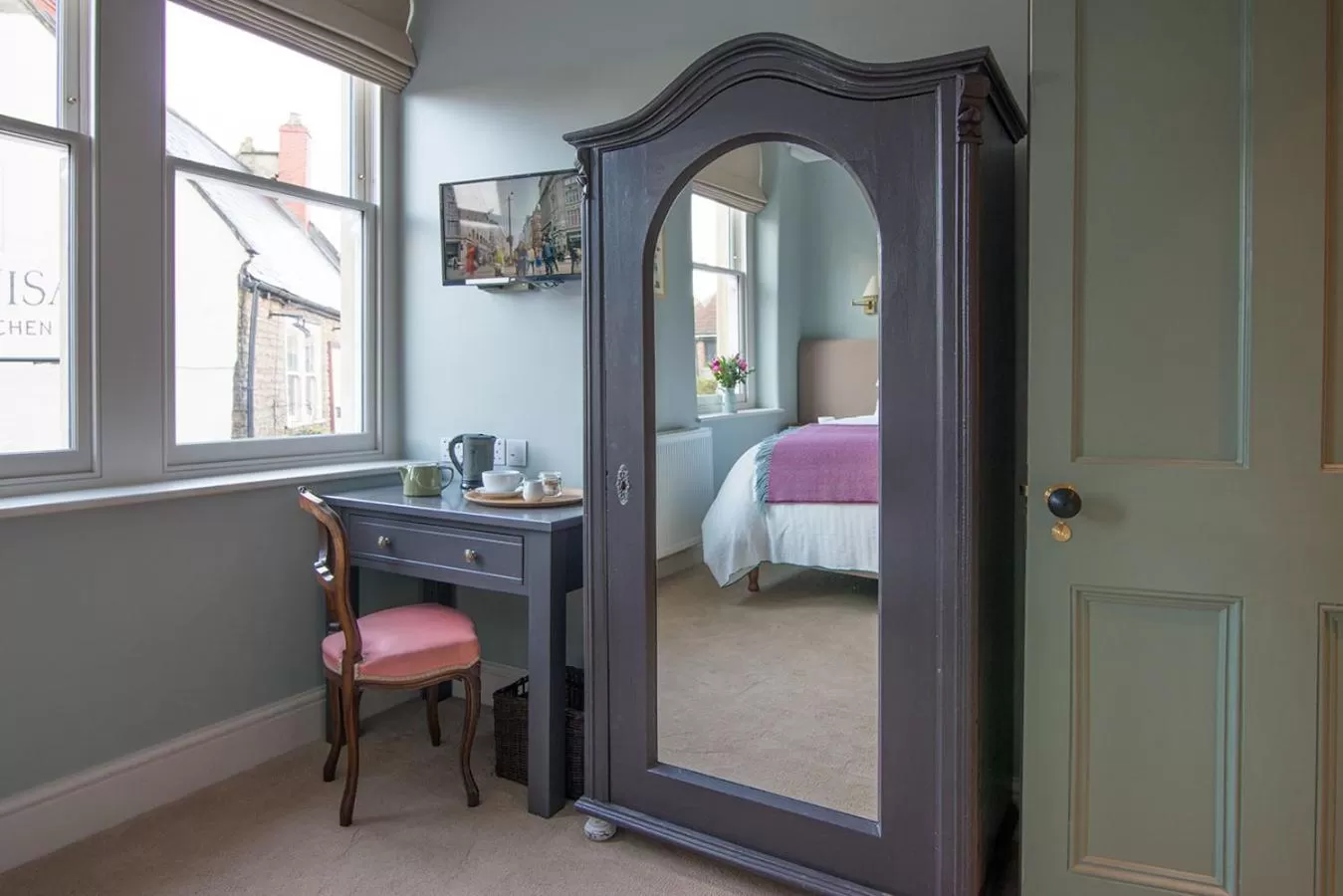 Bedroom, Bed in Bistro Lotte