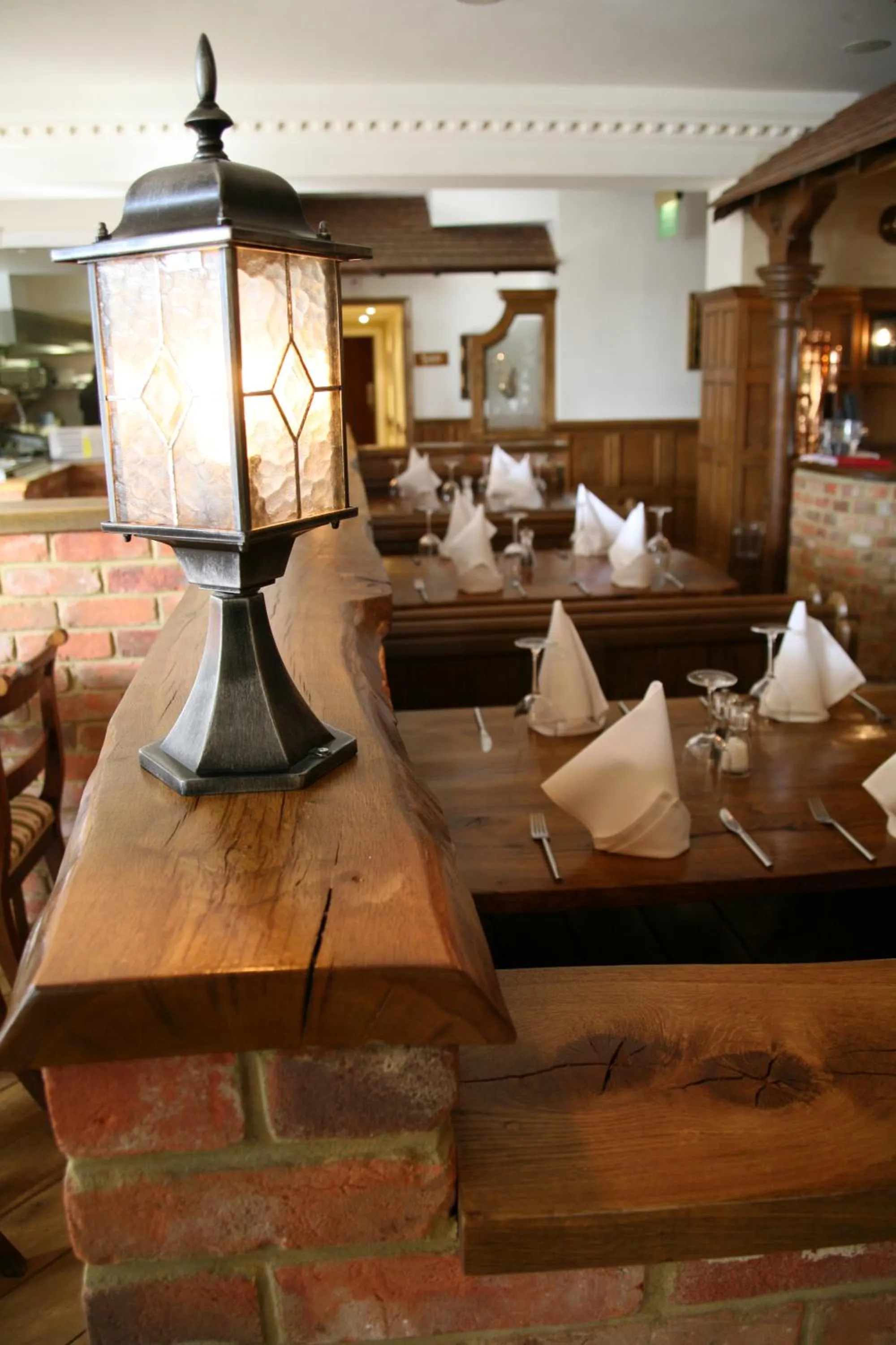 Restaurant/places to eat in Uno Thames Riverside Hotel By Uno