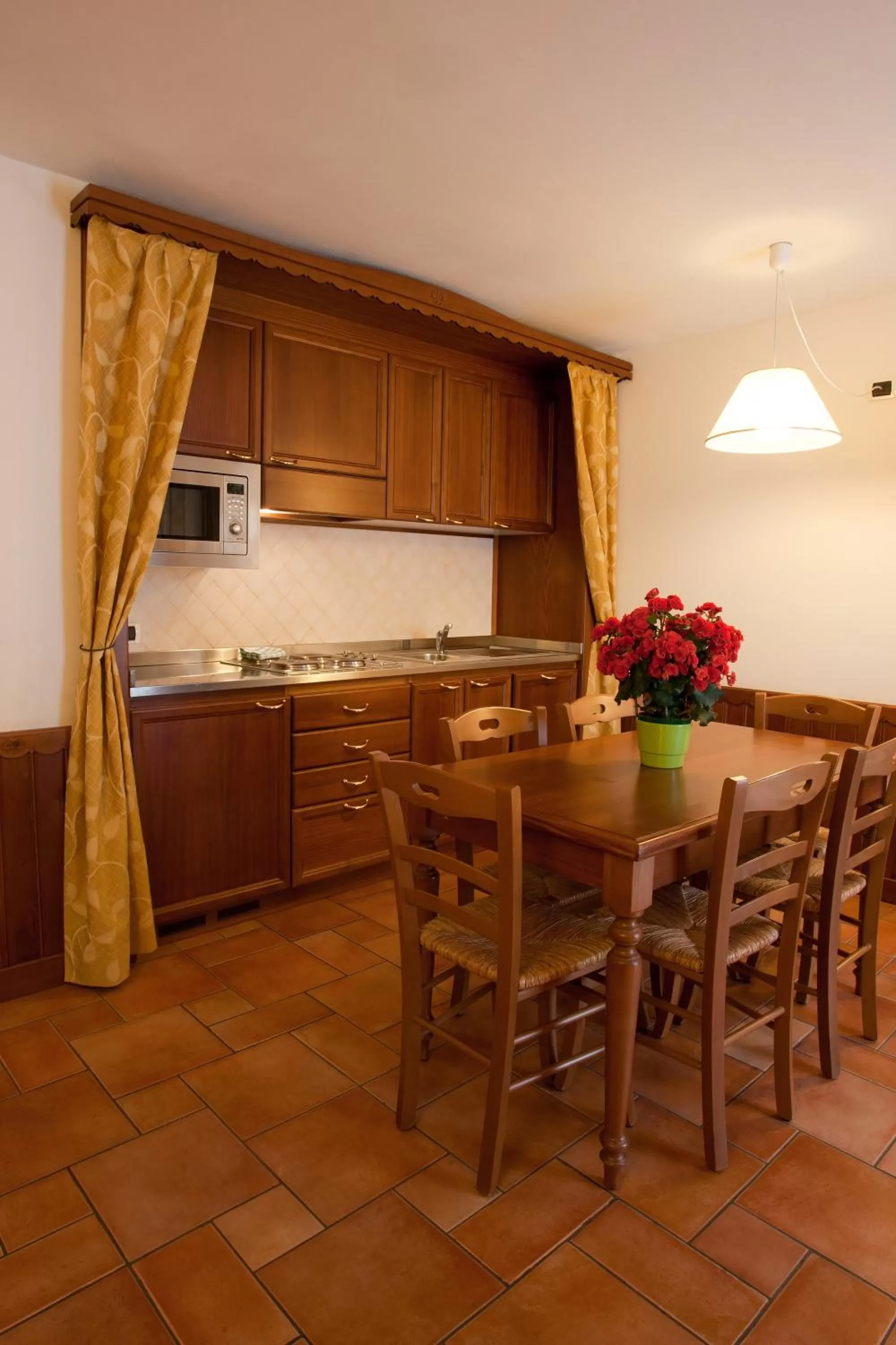 Kitchen or kitchenette in Residence Le Grand Chalet