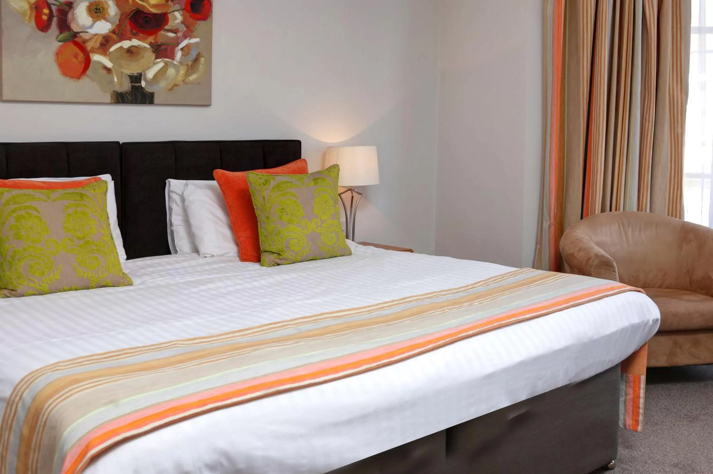 Photo of the whole room, Bed in Best Western Brook Hotel