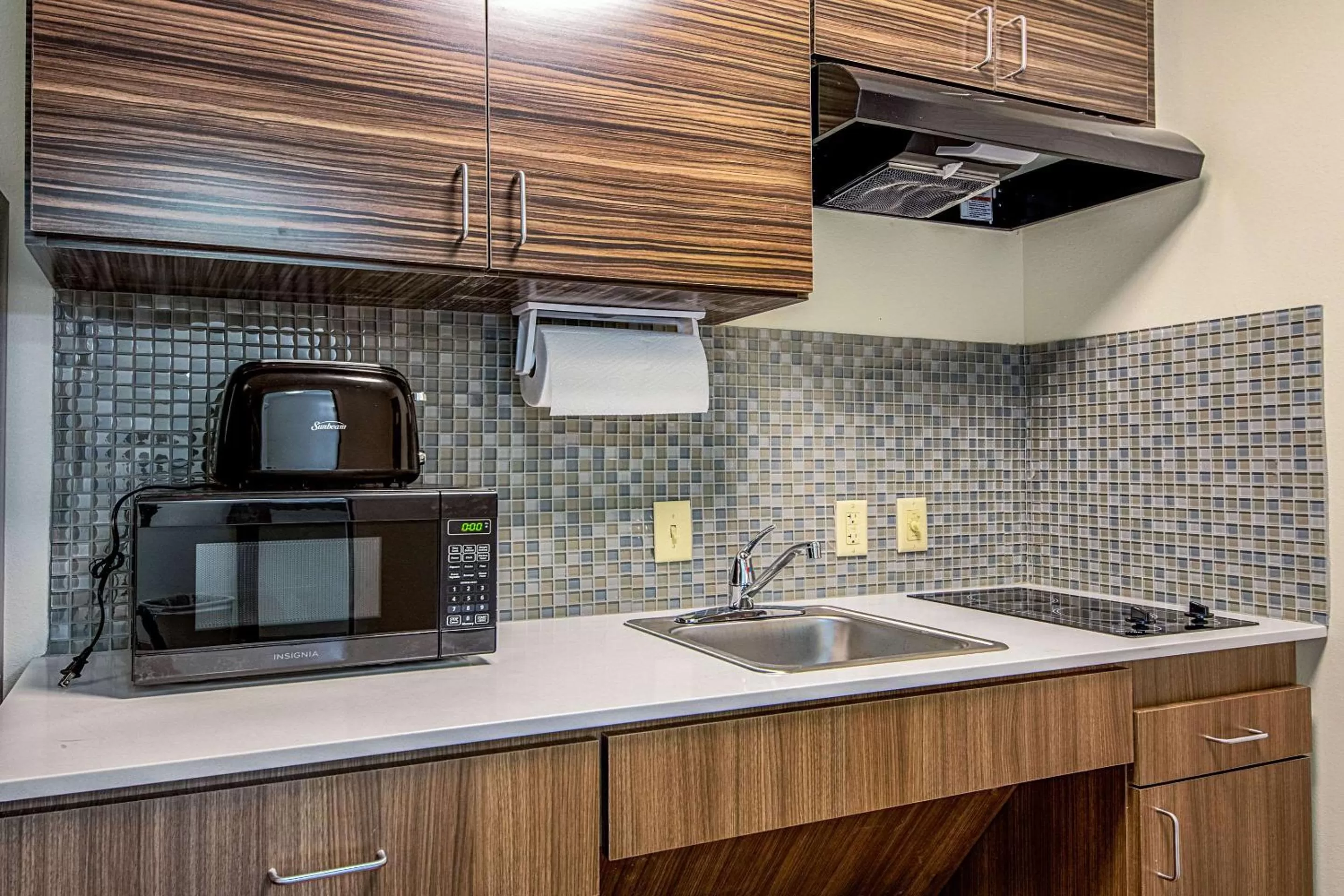 Kitchen or kitchenette in MainStay Suites Geismar - Gonzales