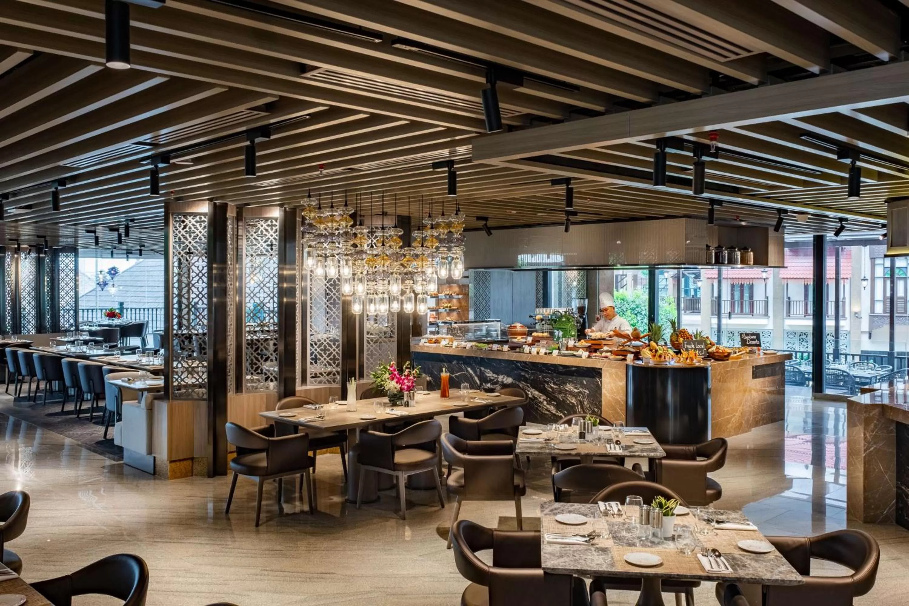 Restaurant/places to eat in DoubleTree by Hilton Putrajaya Lakeside