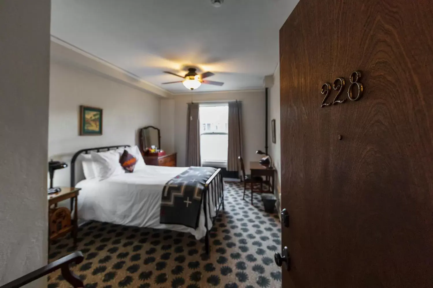 1 Full Bed in Hotel Congress 1 Full Bed in Hotel Congress