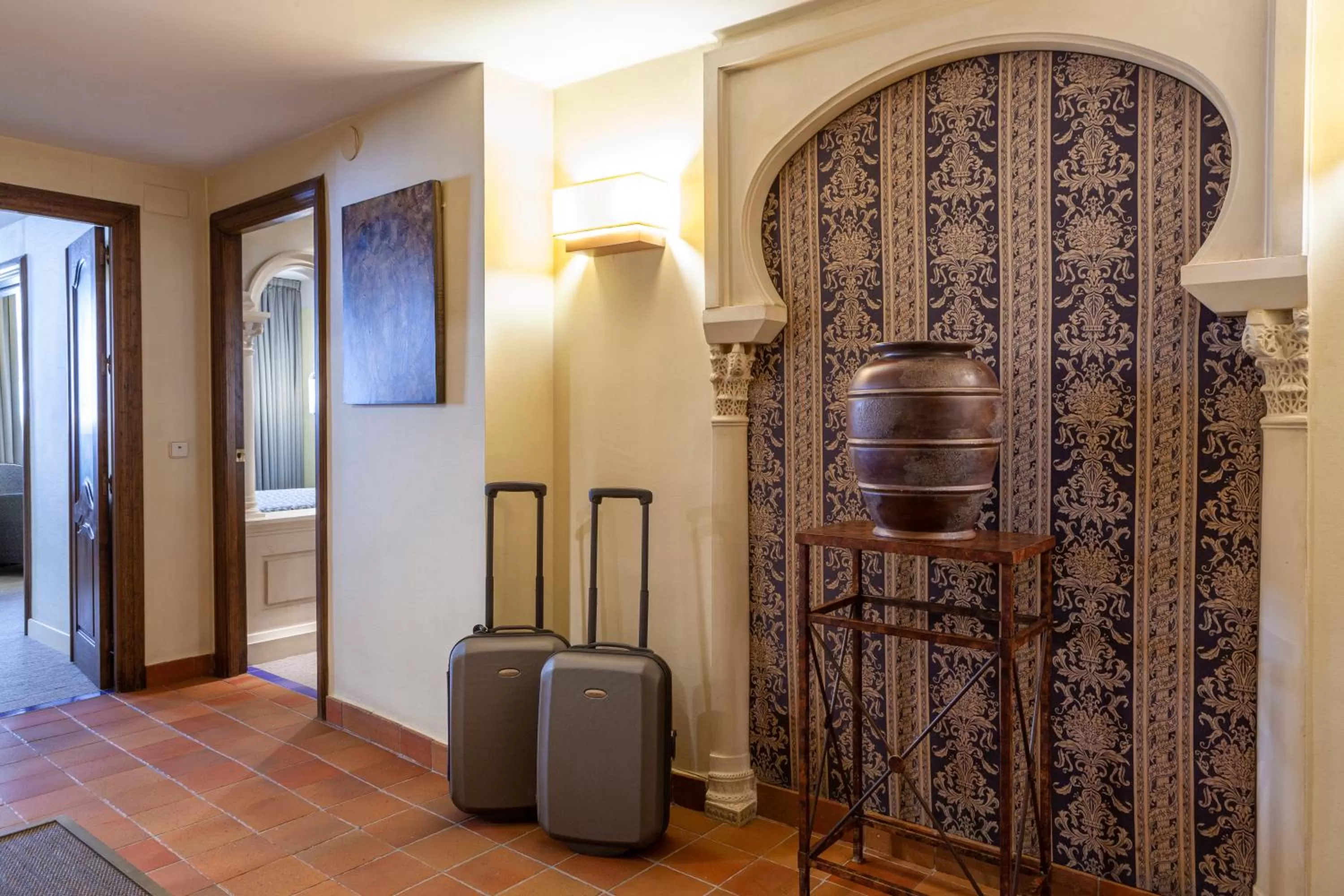 Photo of the whole room in Hotel Macià Alfaros