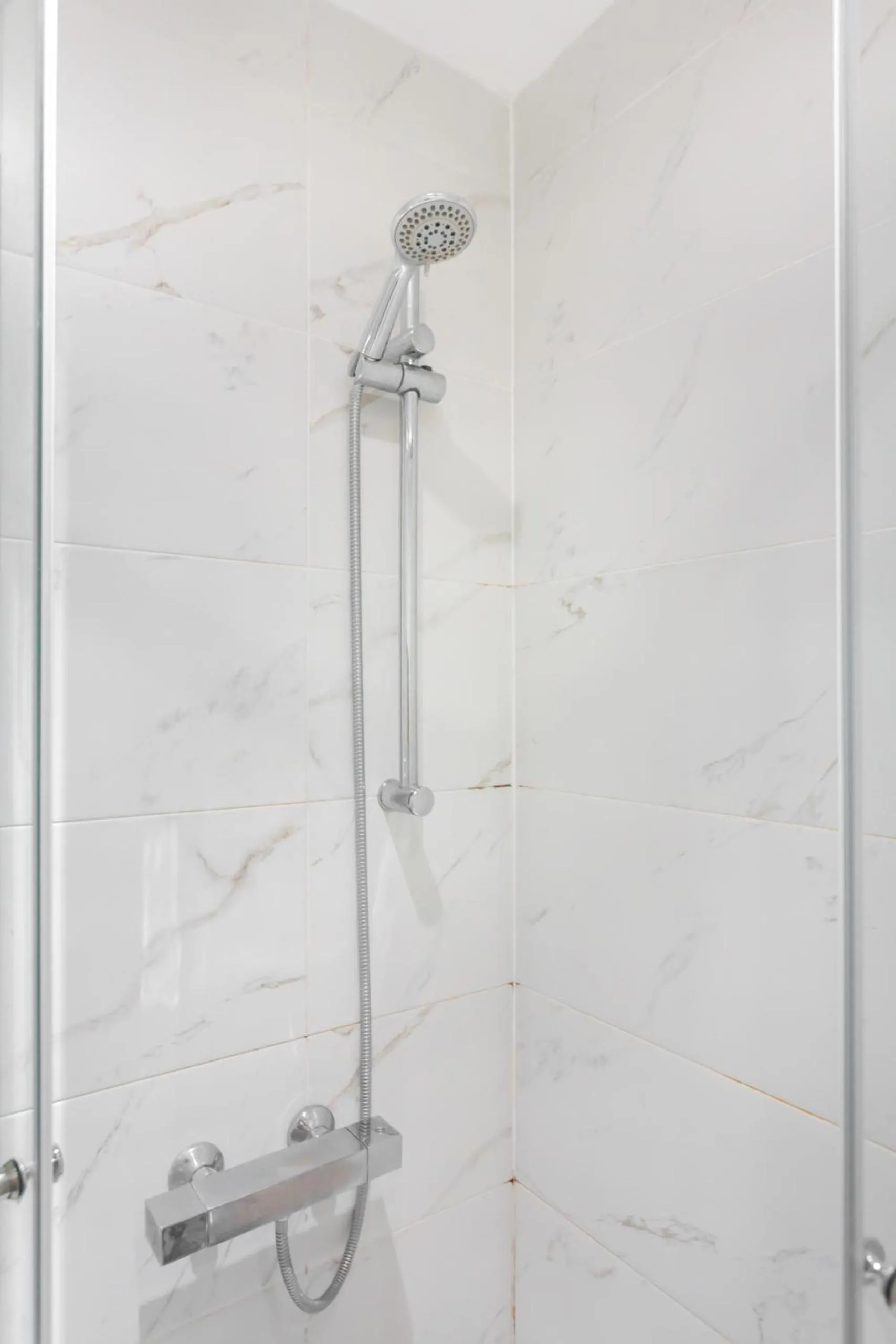 Bathroom in Kings Cross Prime Stay Apartments