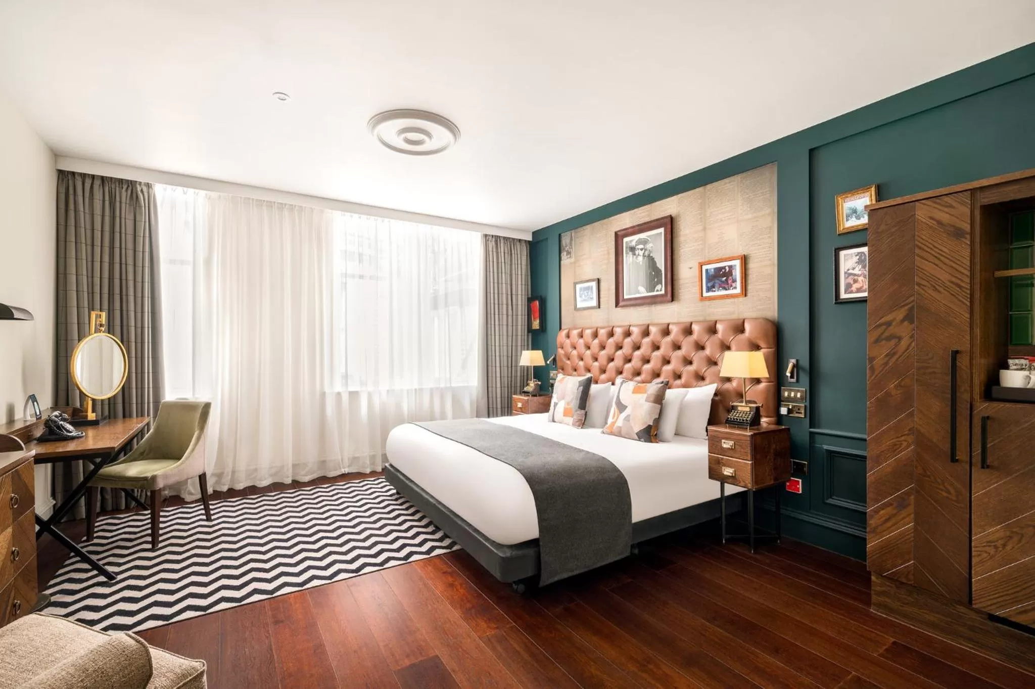 Photo of the whole room, Bed in Hotel Indigo - Edinburgh - Princes Street by IHG