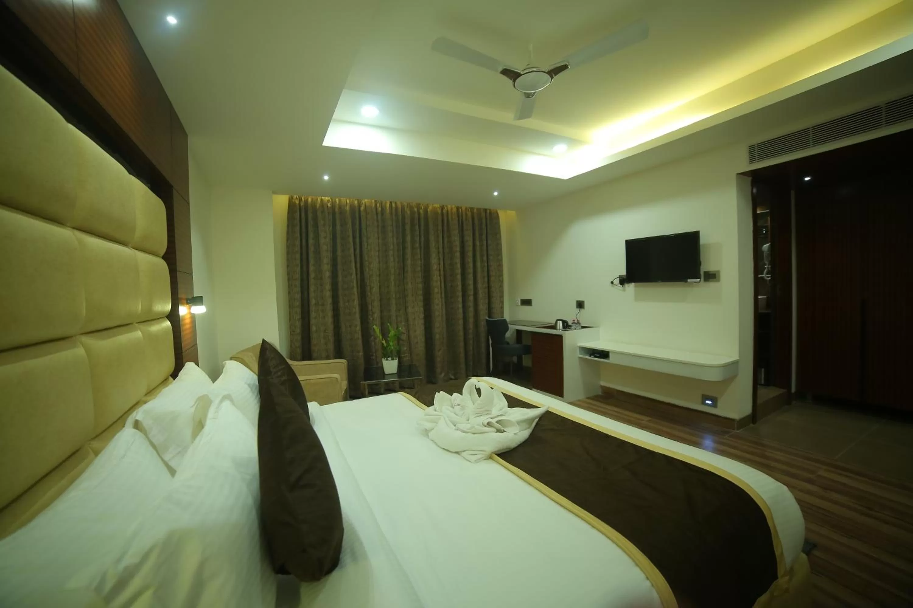 Bed in Sree Fortune Grand, Tadepalli