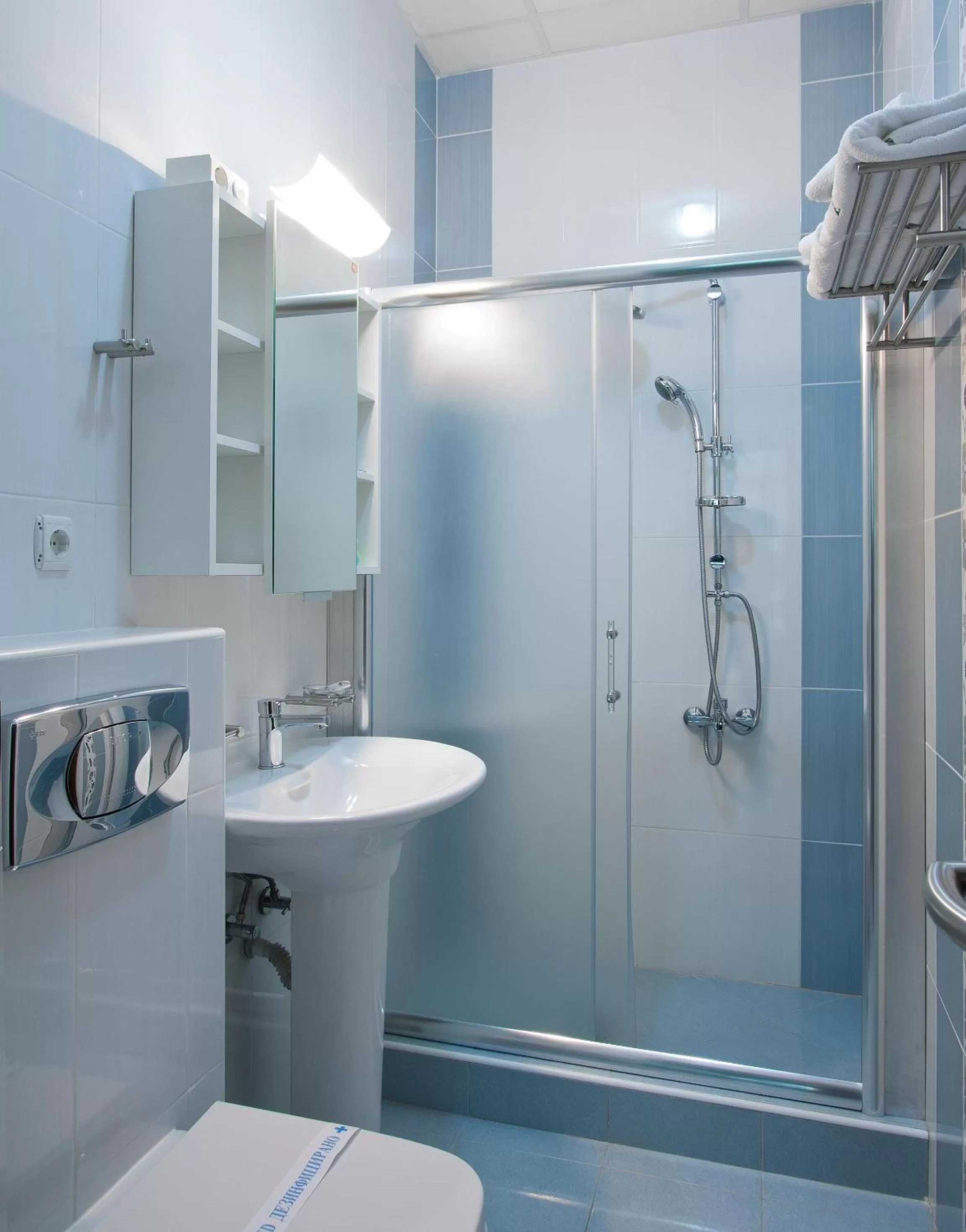 Bathroom in Hotel Green Center Gili