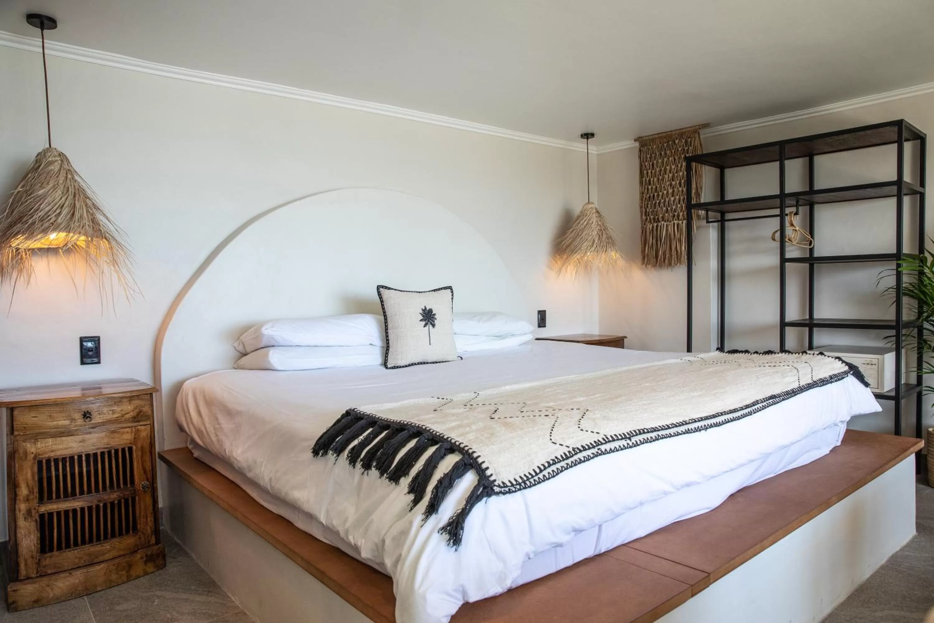 Bed in Sea Castle Hotel Camps Bay