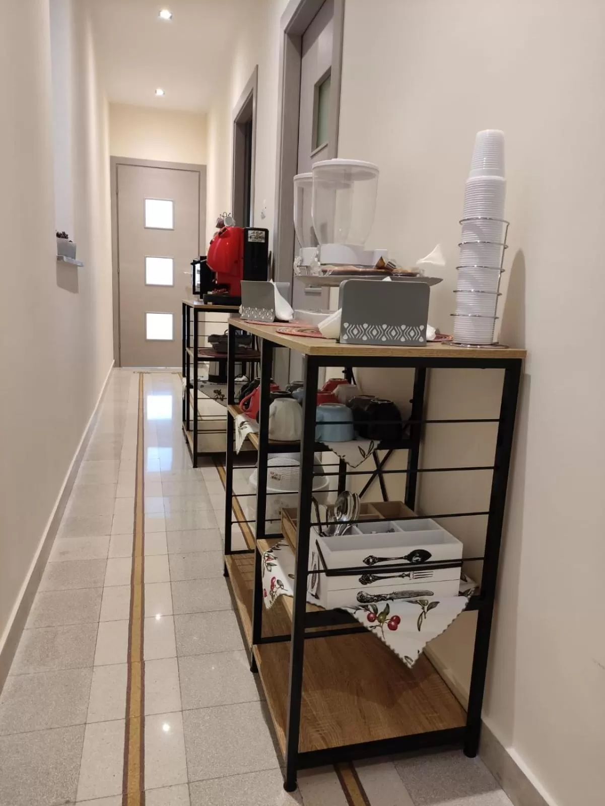 Breakfast in Room Sixty One