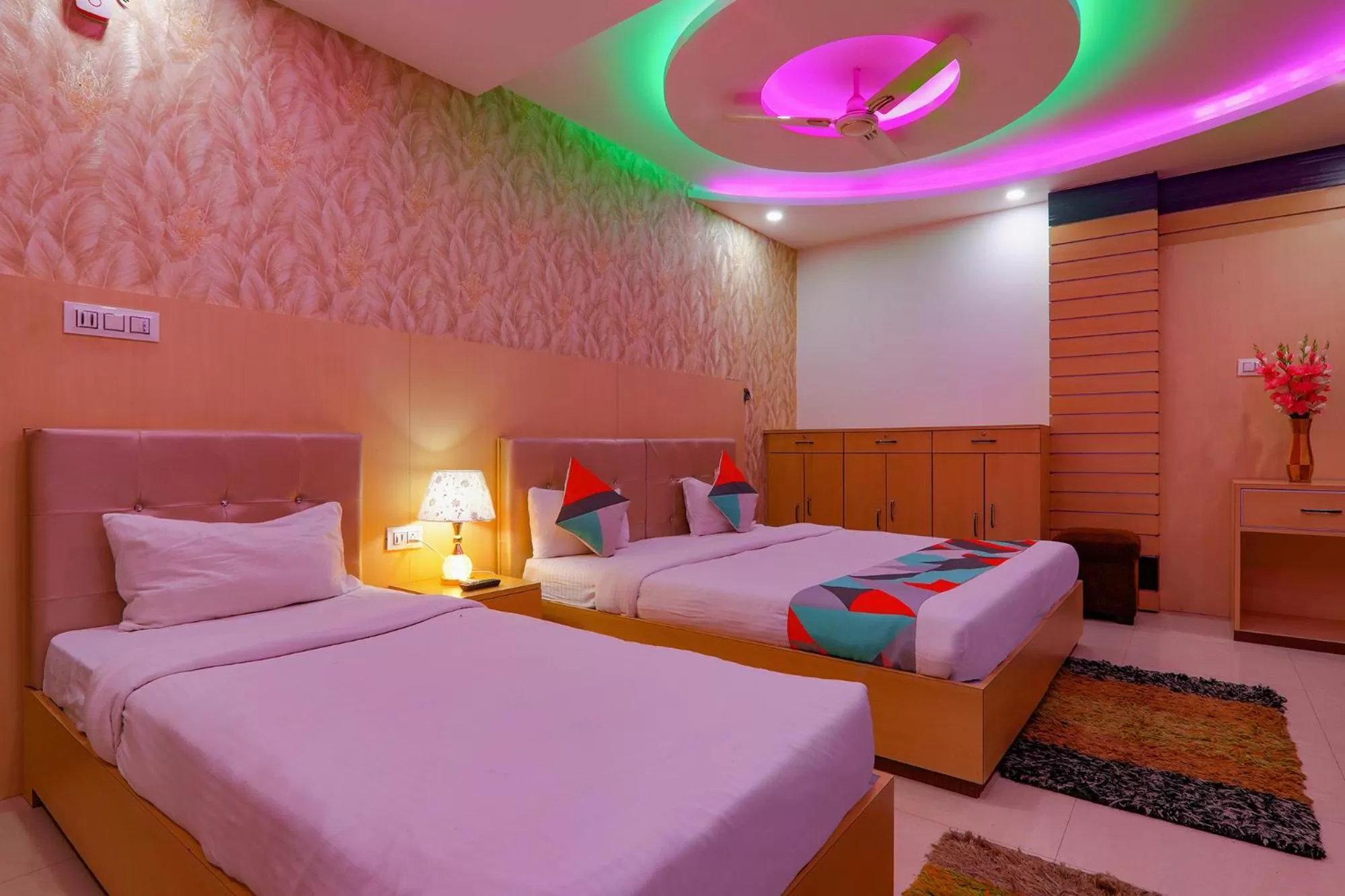 Bed in Via Moti Mahal - Sarnath museum