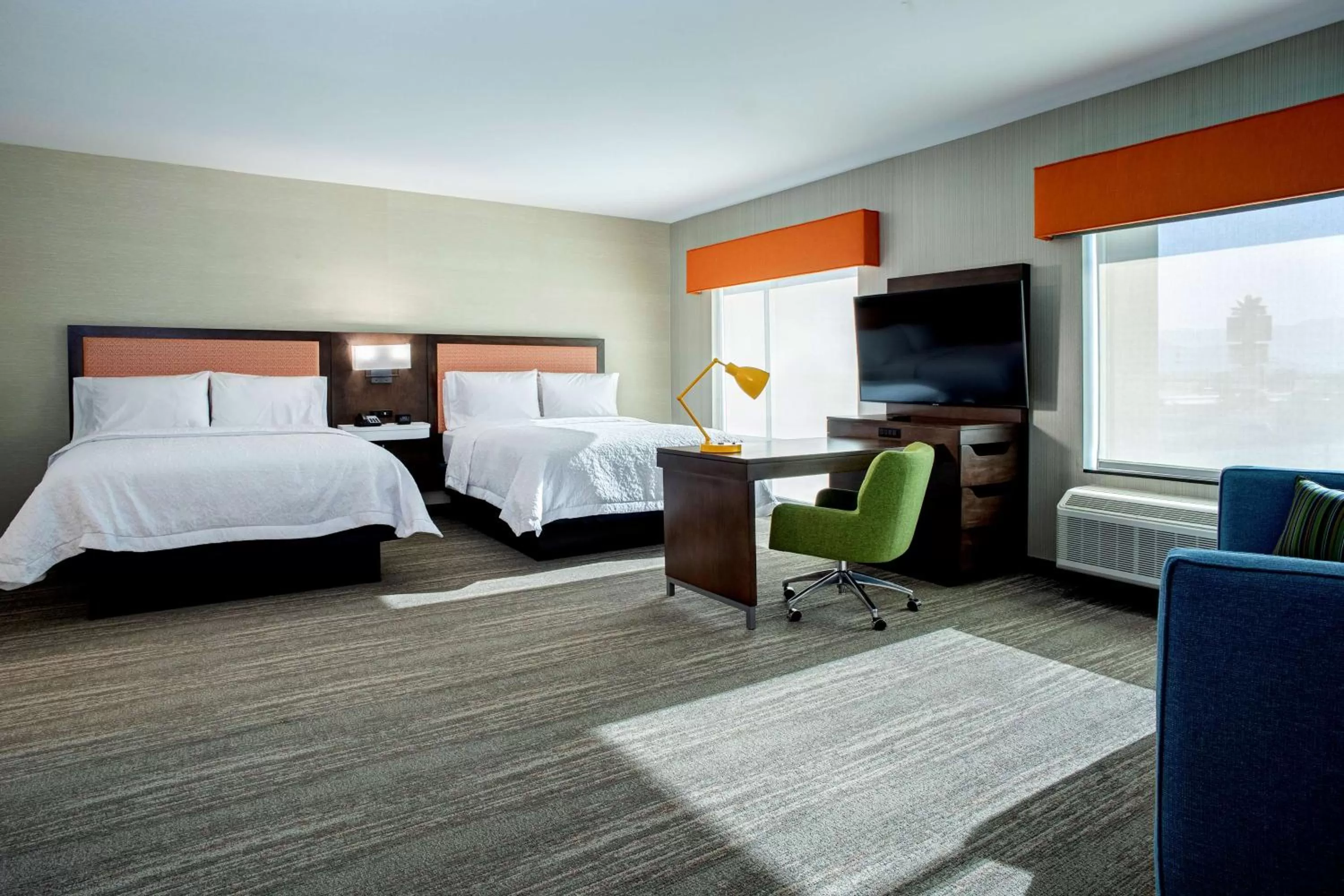 Bedroom, Bed in Hampton Inn & Suites Indio, Ca